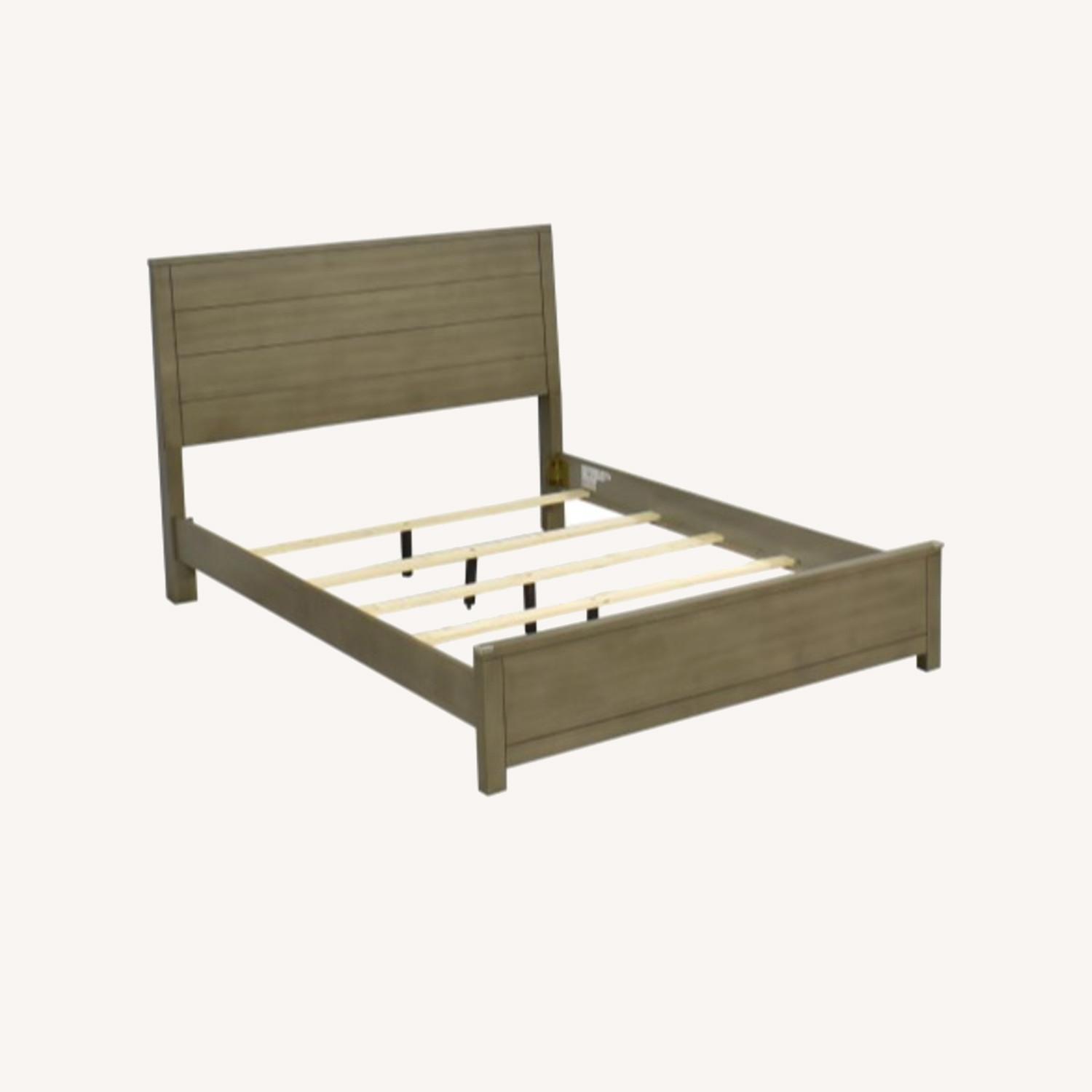 Macy's Tribeca Queen Bed AptDeco