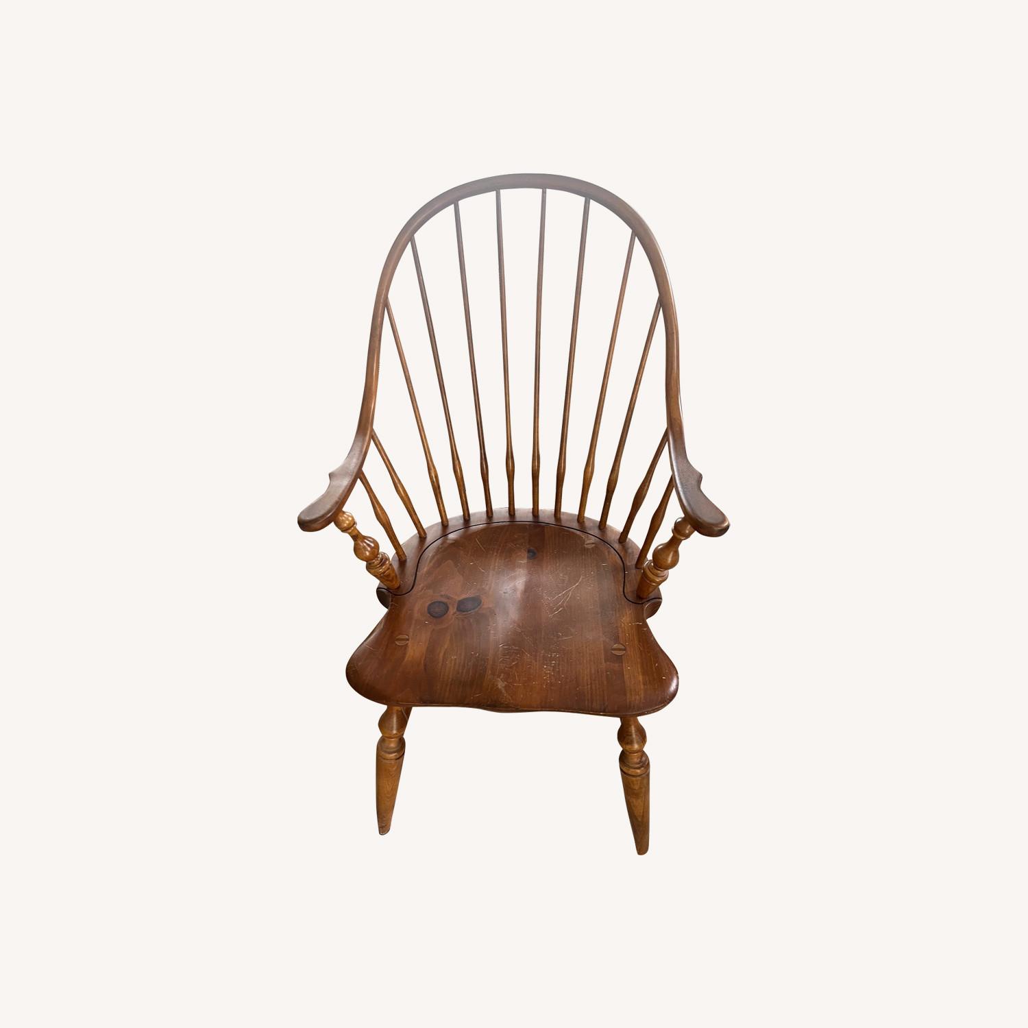 Vintage Windsor Arm Chair With Continuous Arm - image-0