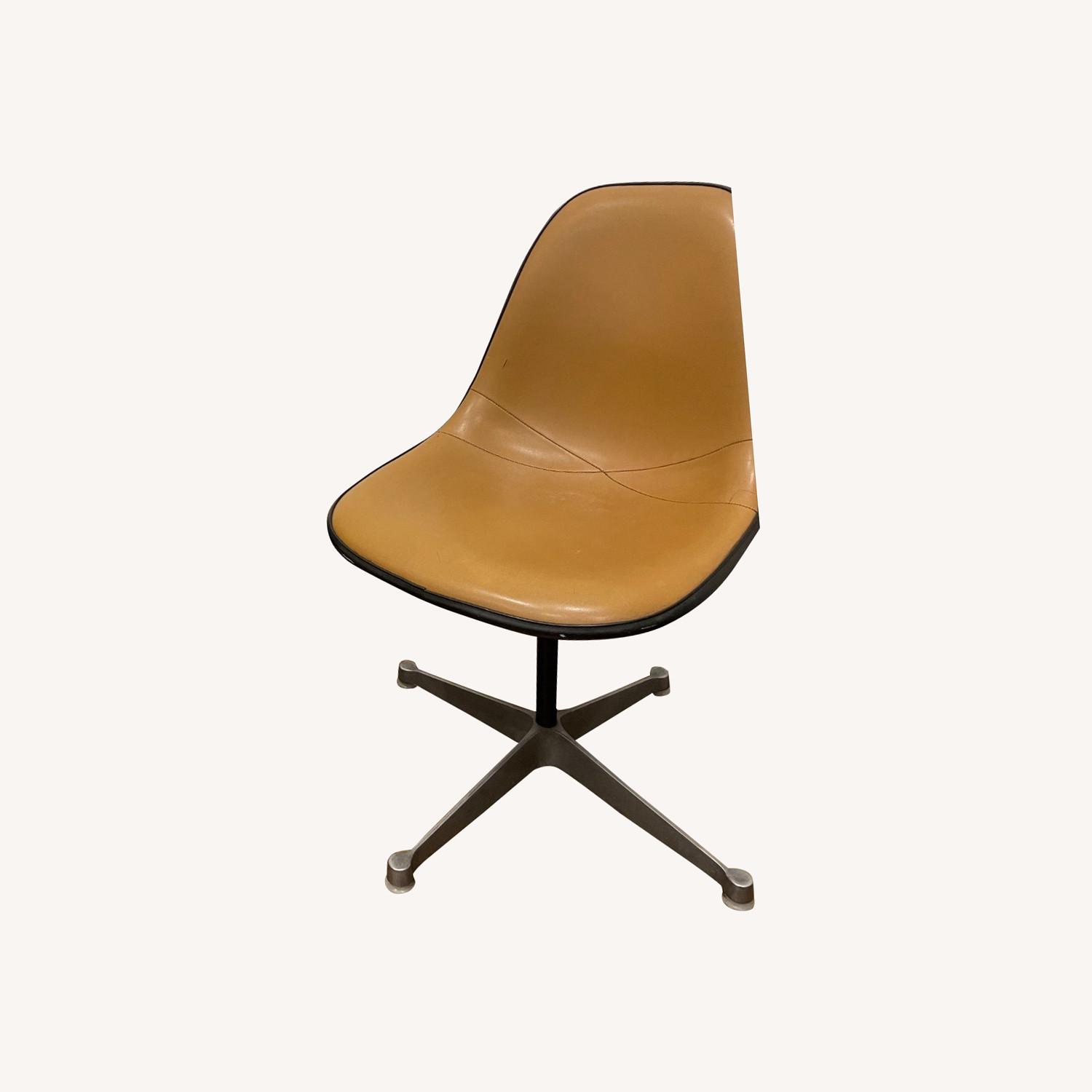 Harlem NYC Authentic Eames Chairs - image-0