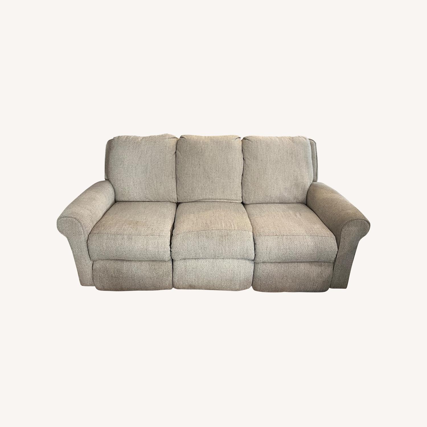 Southern Motion Key Note 341-31 Power Recliner - image-0