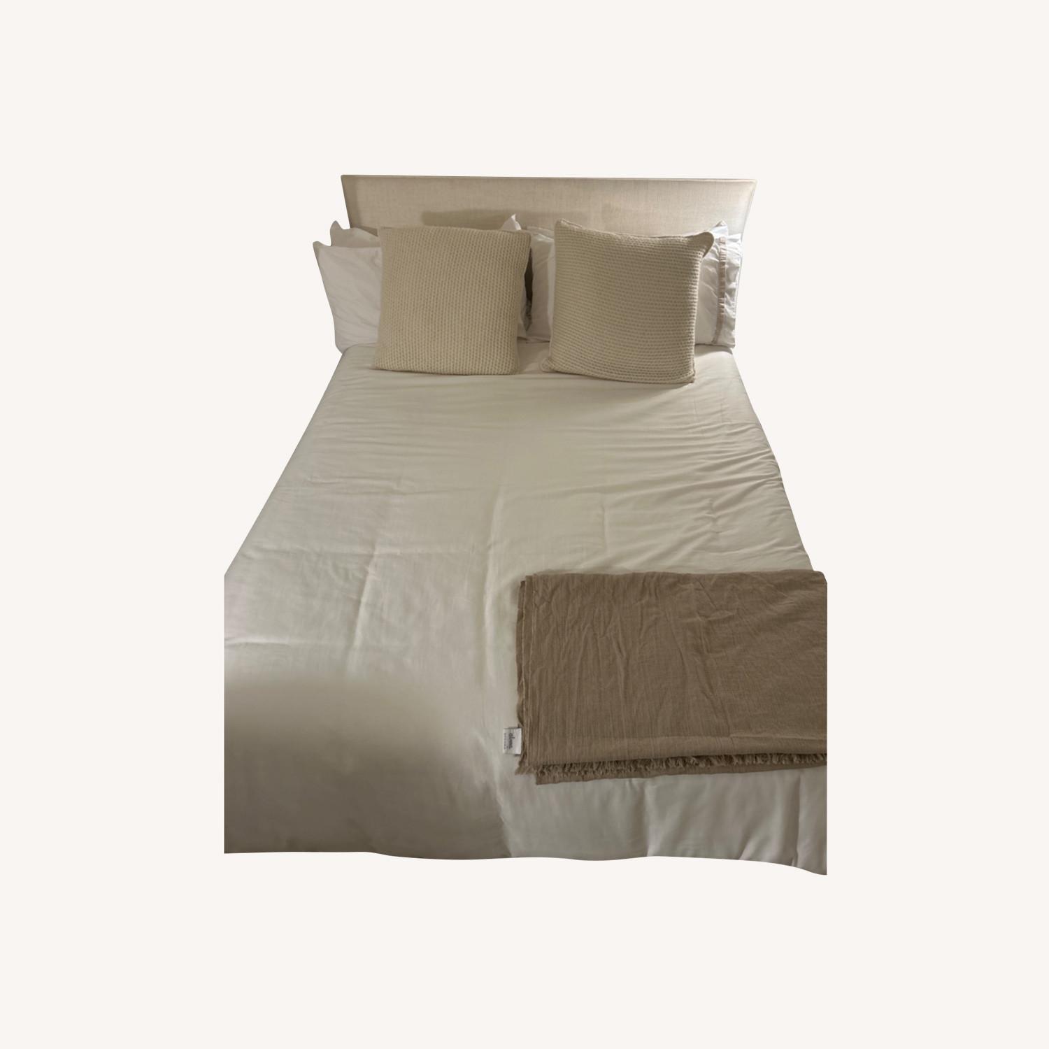 CB2 Facade Bed - image-0