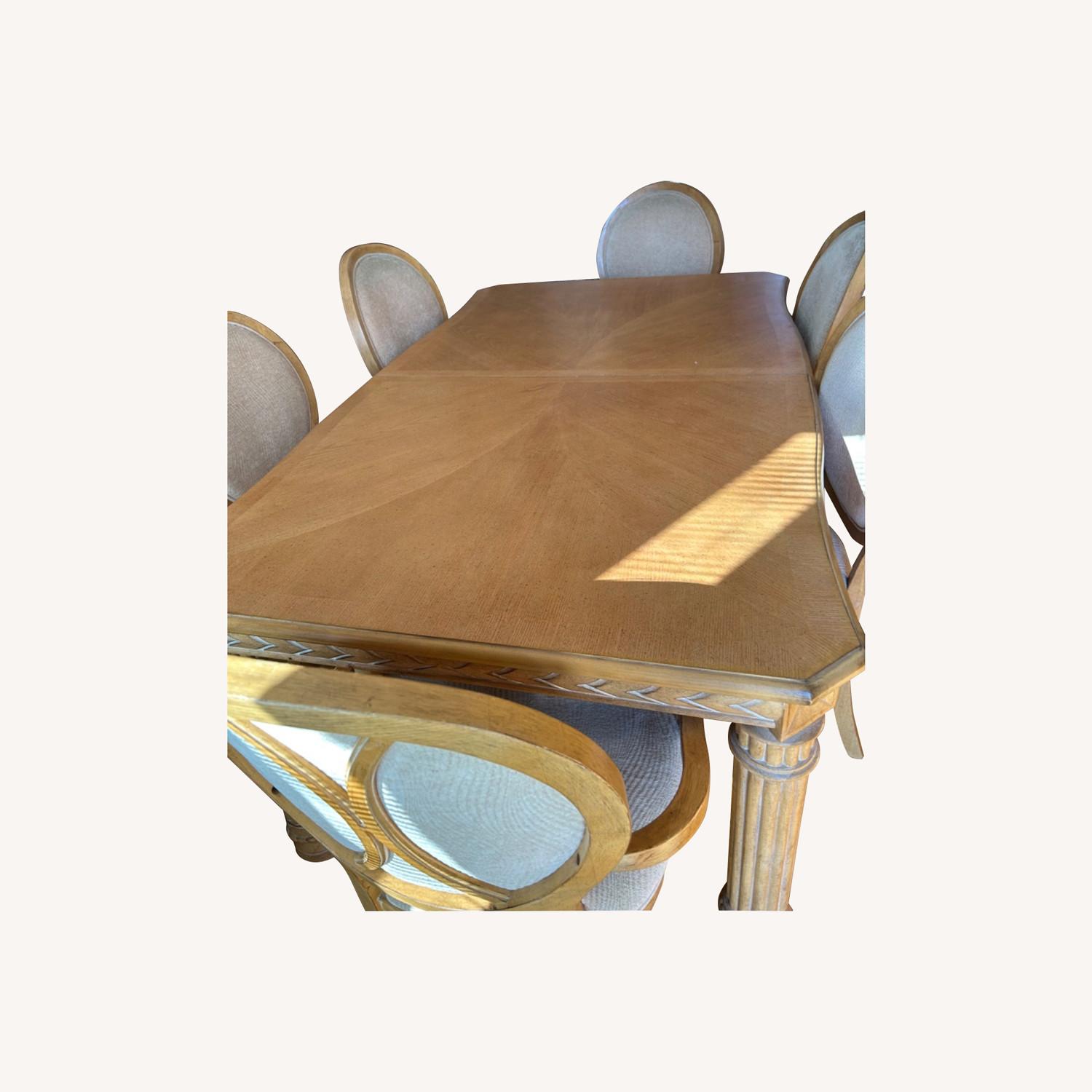 Thomasville Dining Set (Table and Six Chairs) - image-0