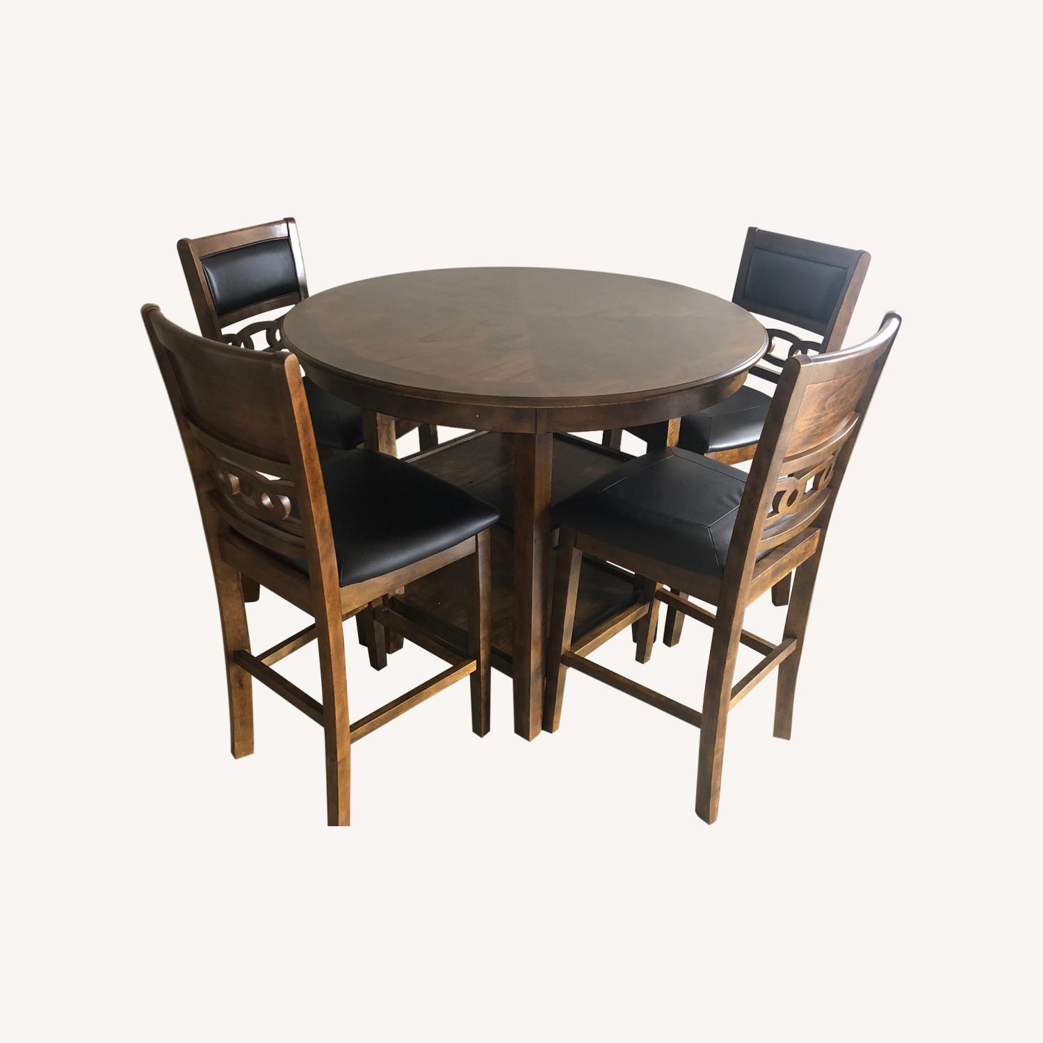 New Classic Furniture Co Round Hardwood Dining Set - image-0