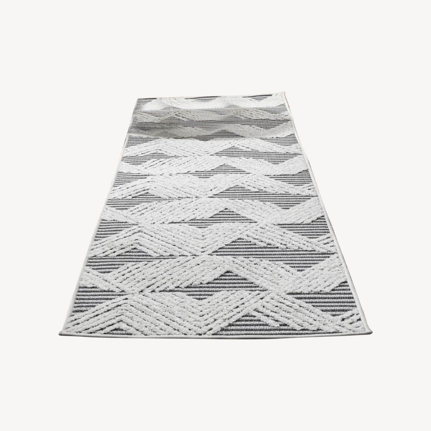 Wayfair Modern Woven Black/Ivory Indoor/Outdoor Rug - image-0