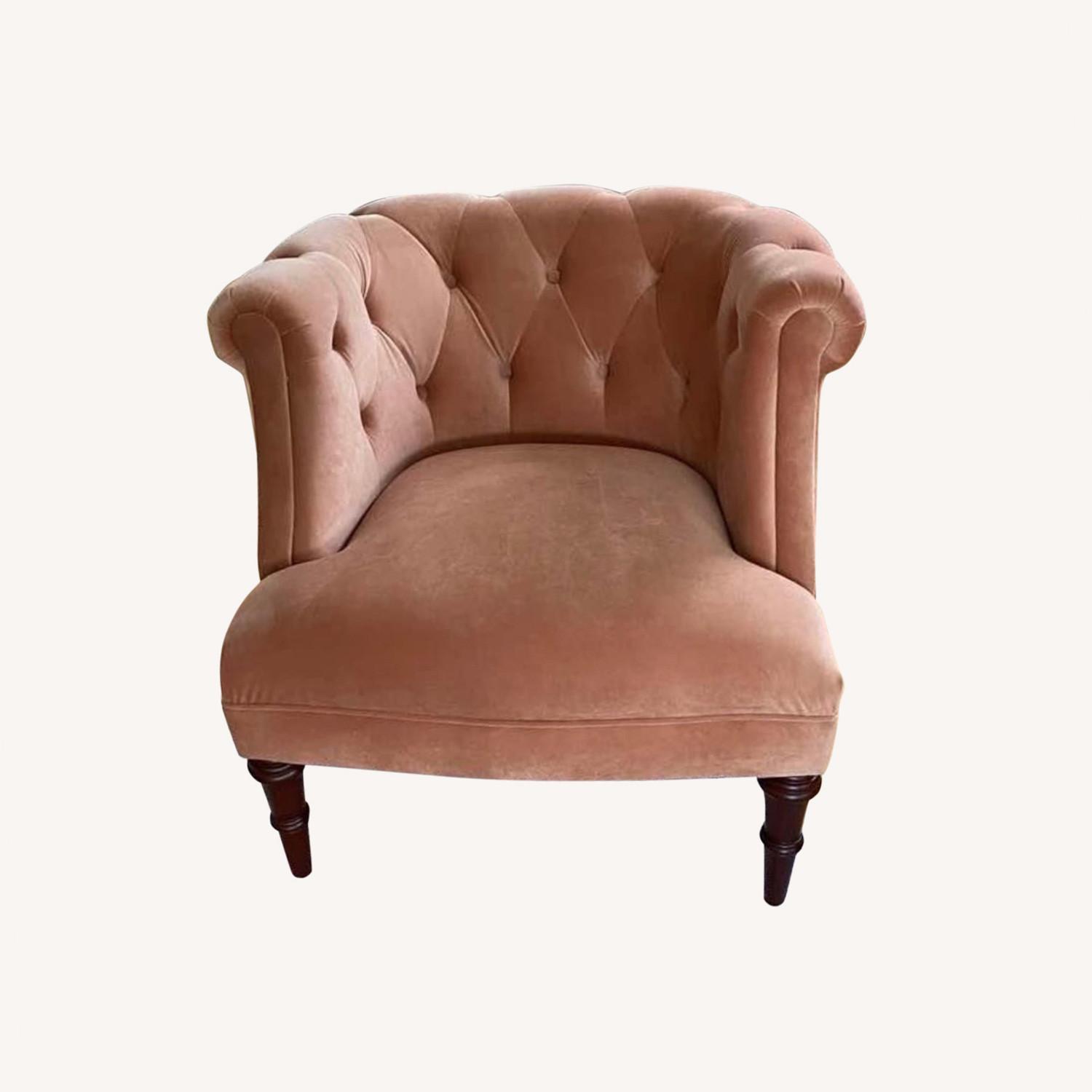 30.5" wide Tufted Velvet Chair - image-0