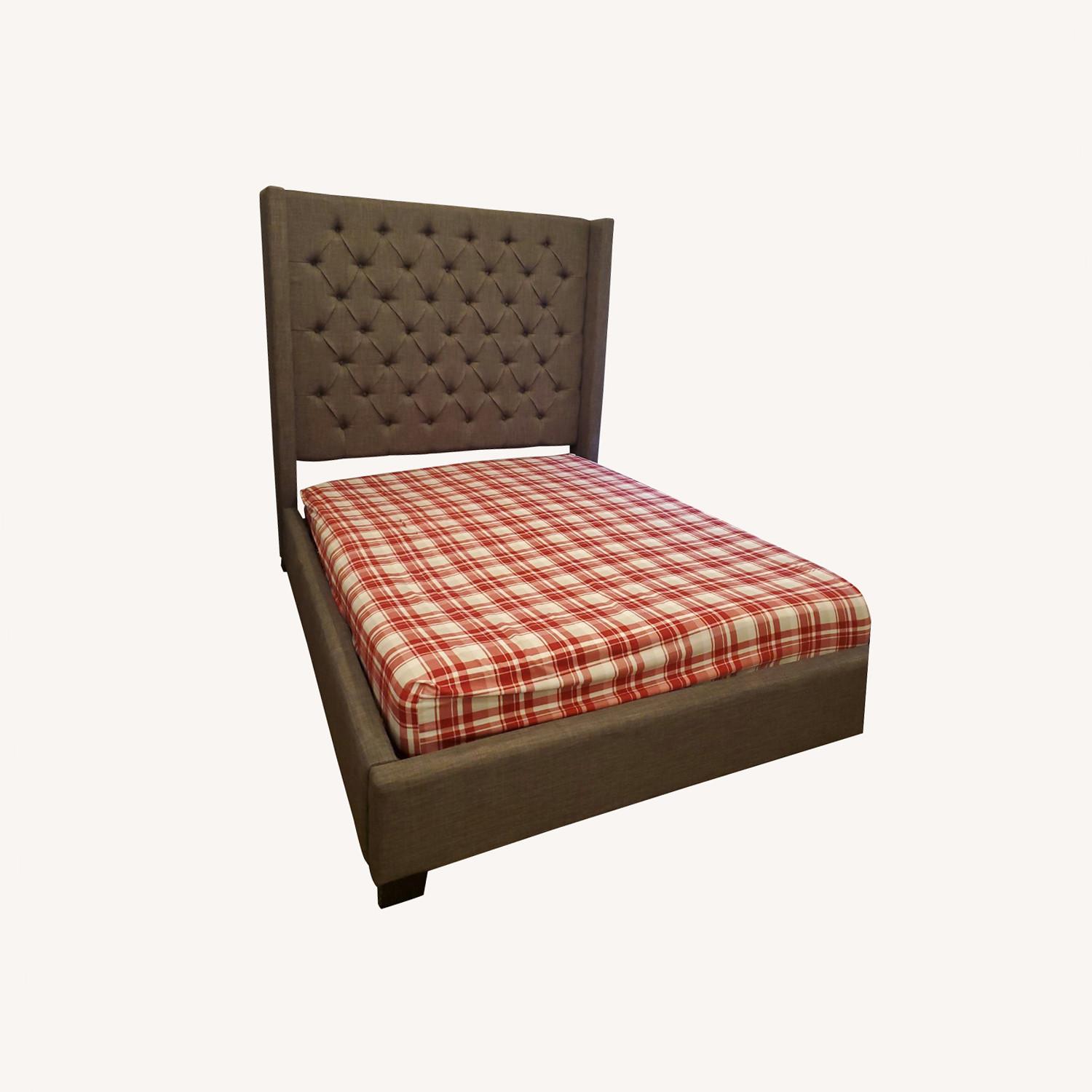 Macy's Queen Bed AptDeco