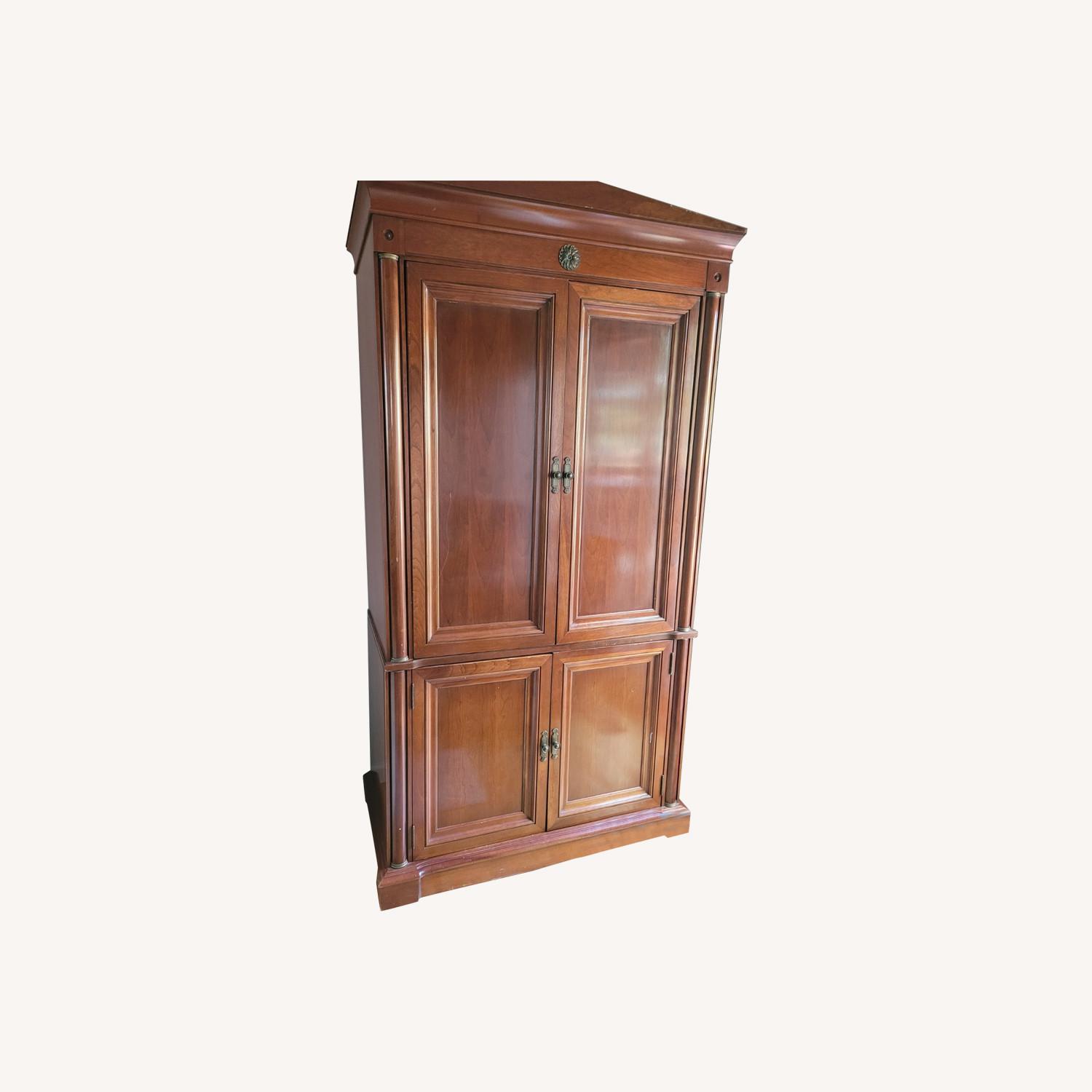 Entertainment Armoire Medallion Collection - image-0