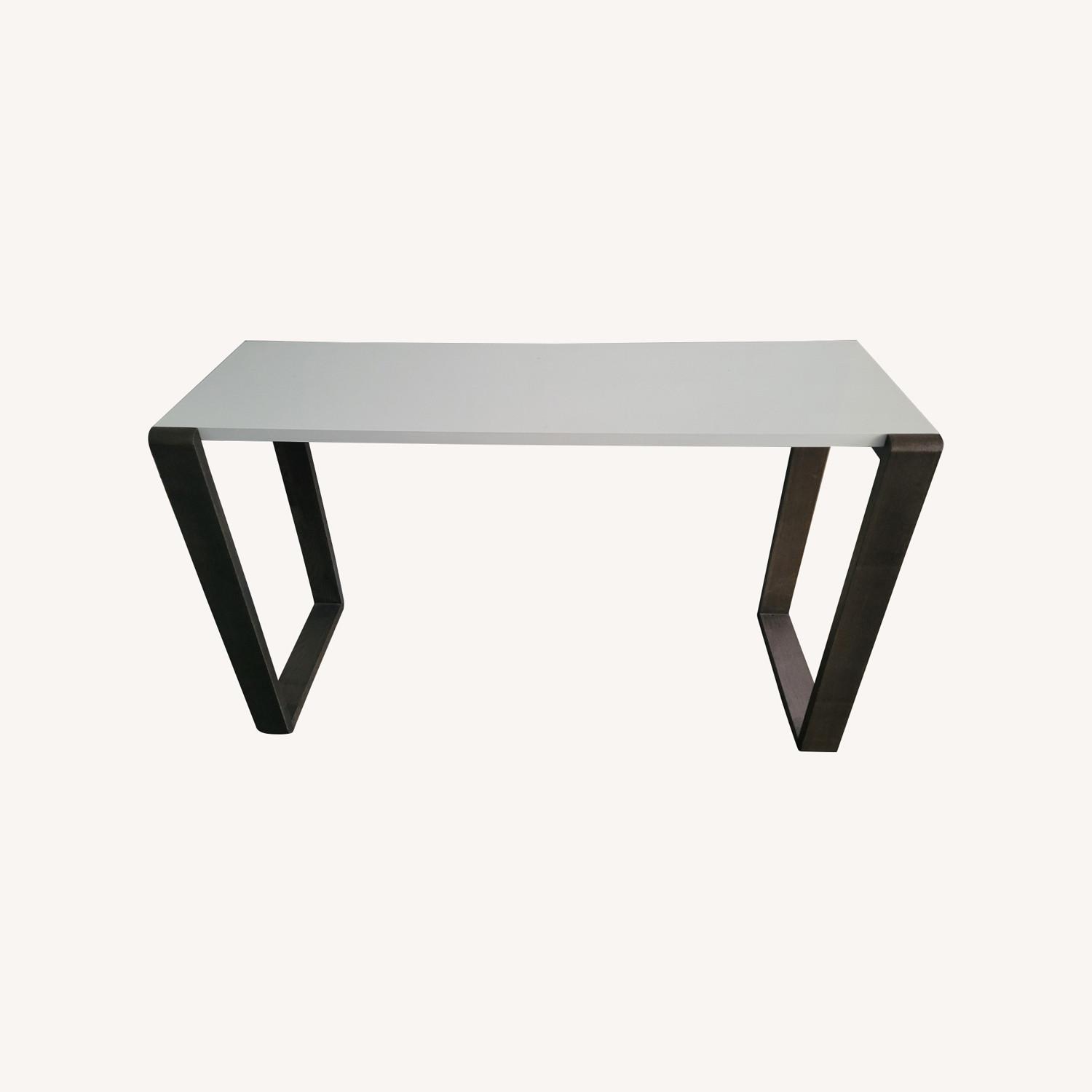 White/Wood Hallway Side Table AptDeco