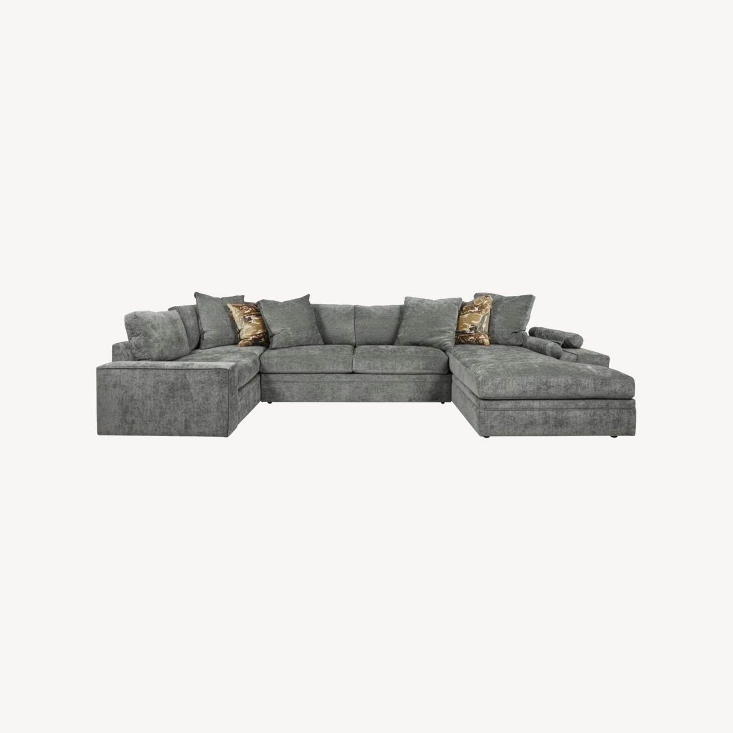 Jonathan Lewis Mila Sectional 13 x 7 - image-0