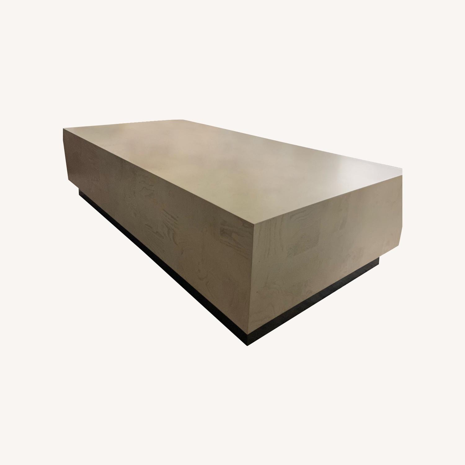 Ethan Allen Rectangular Coffee Table Moderne - image-0