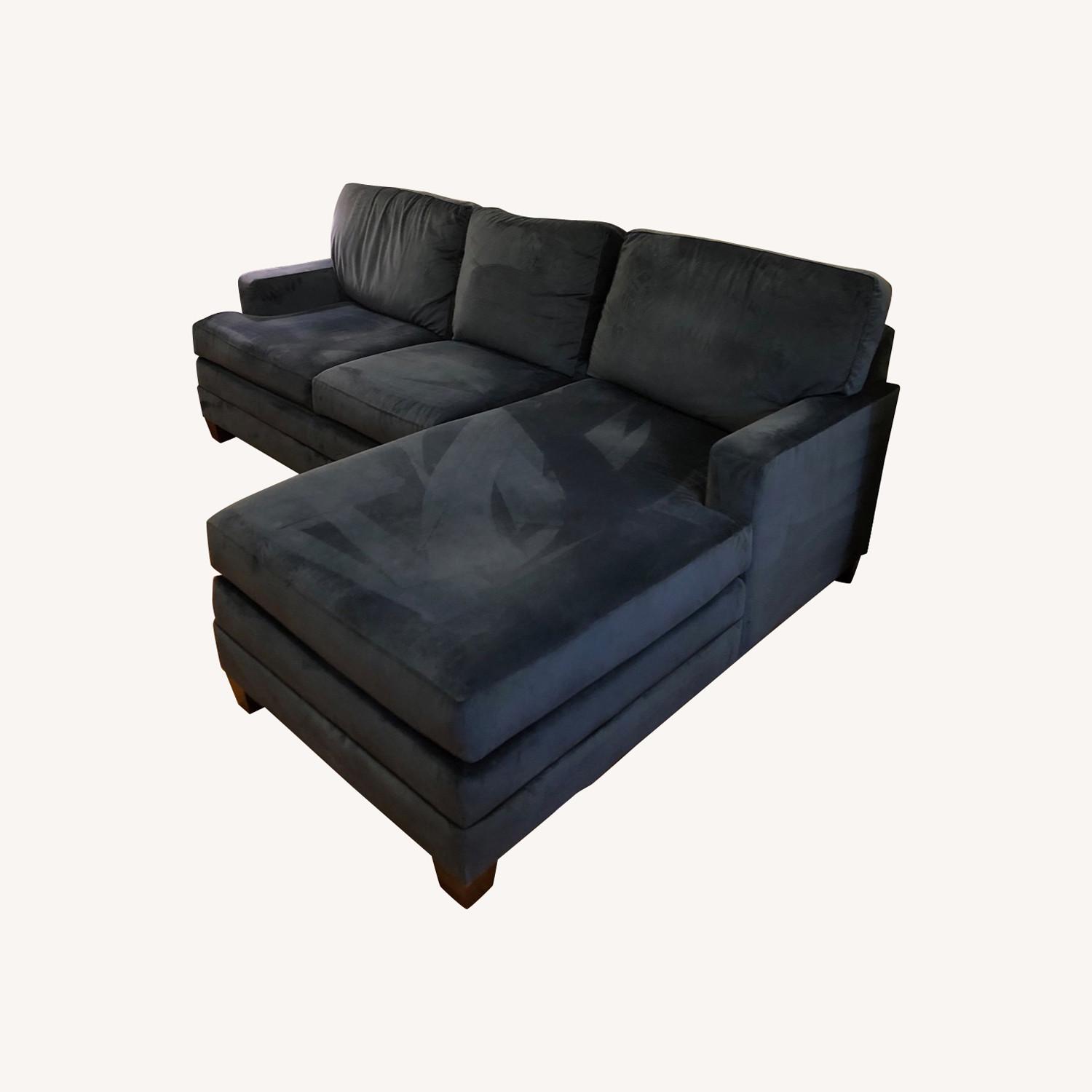 Bassett Chaise Lounge Sectional - image-0