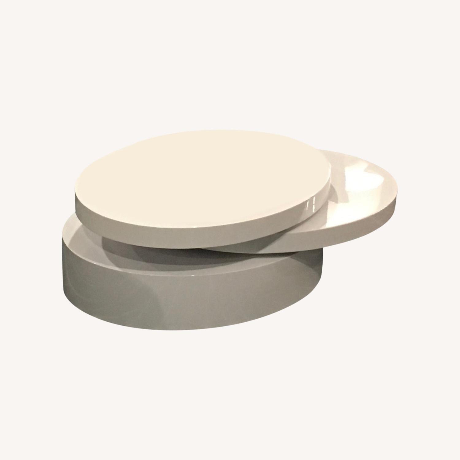 Target Oval Rotatable Coffee Table Lacquered White - image-0