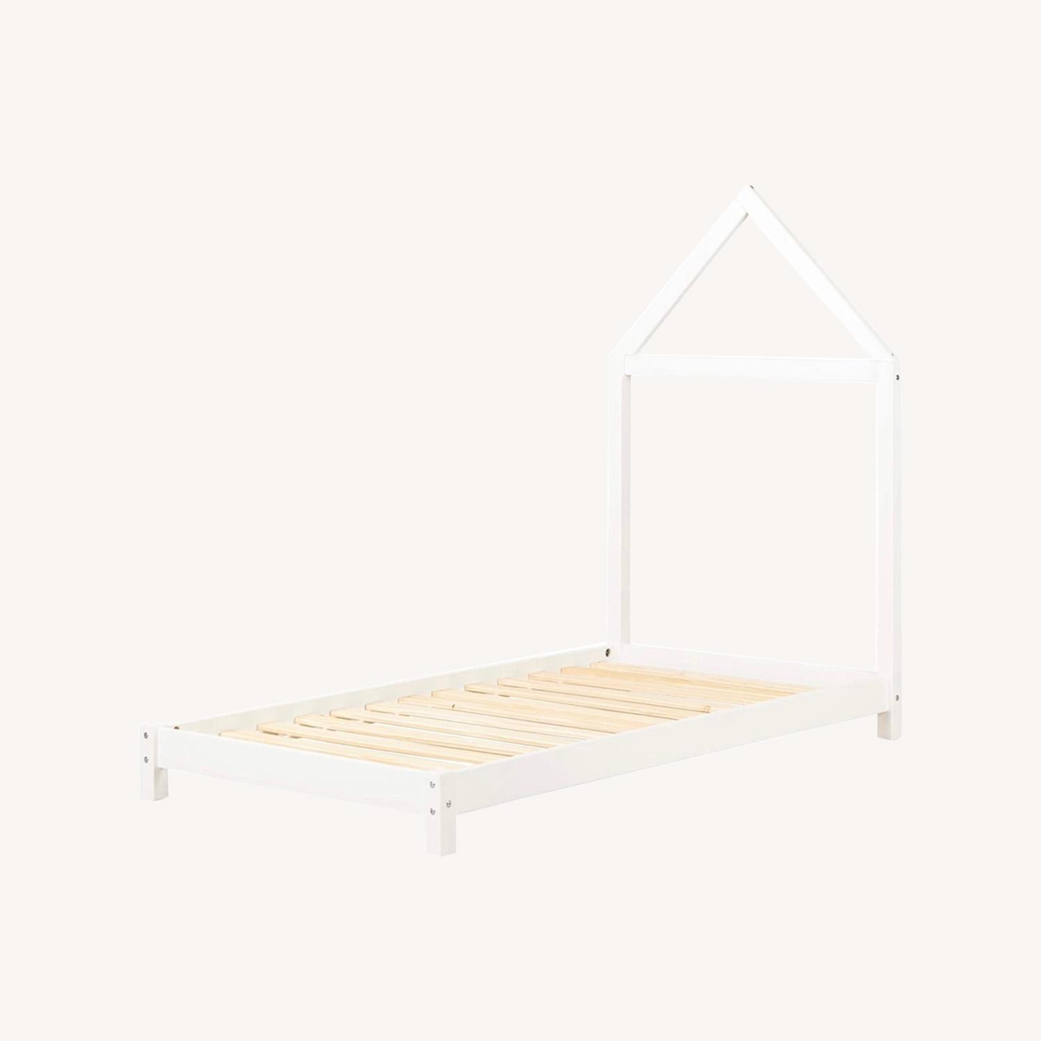 House Shaped Bed Frame AptDeco