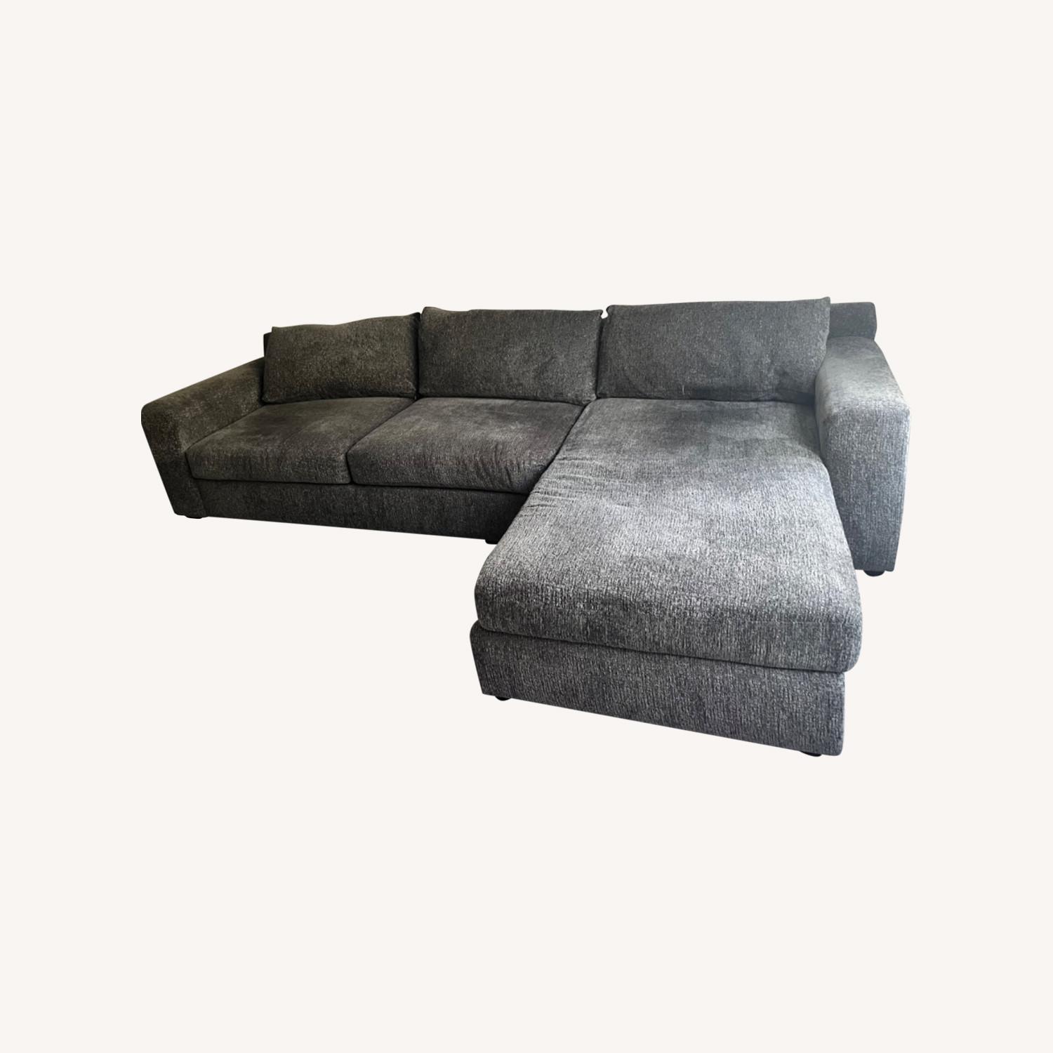 Walter E. Smith 2022 Sectional AptDeco