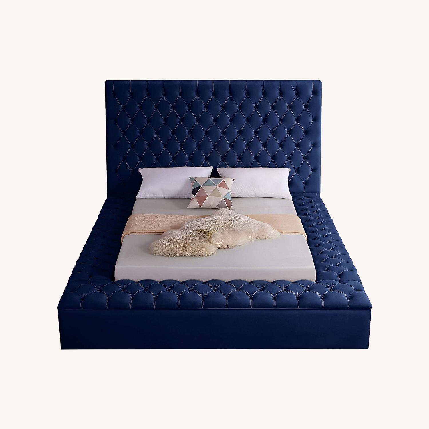 Meridian Furniture Bliss Collection Queen Bed - image-0