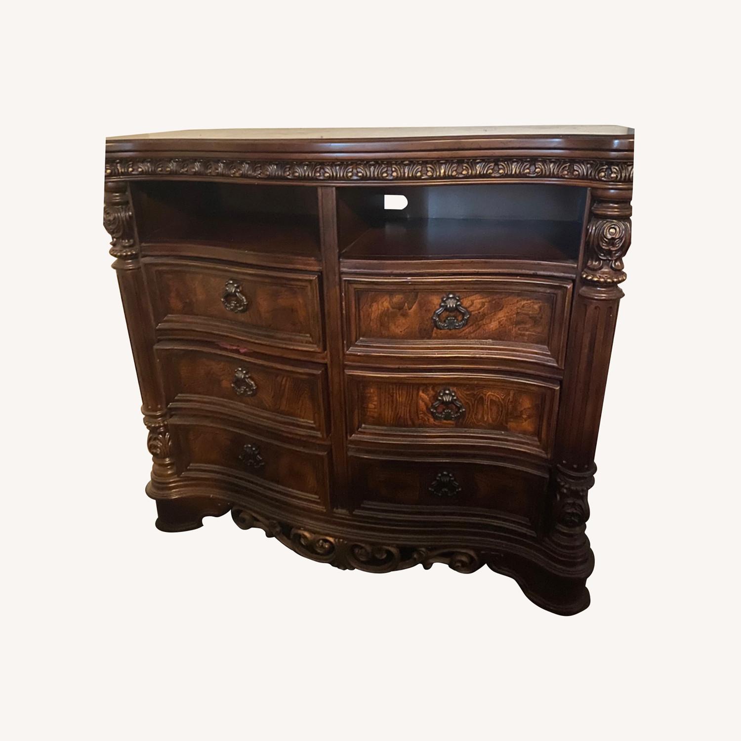 Yorkshire Manor 6 Drawer Dresser - image-0