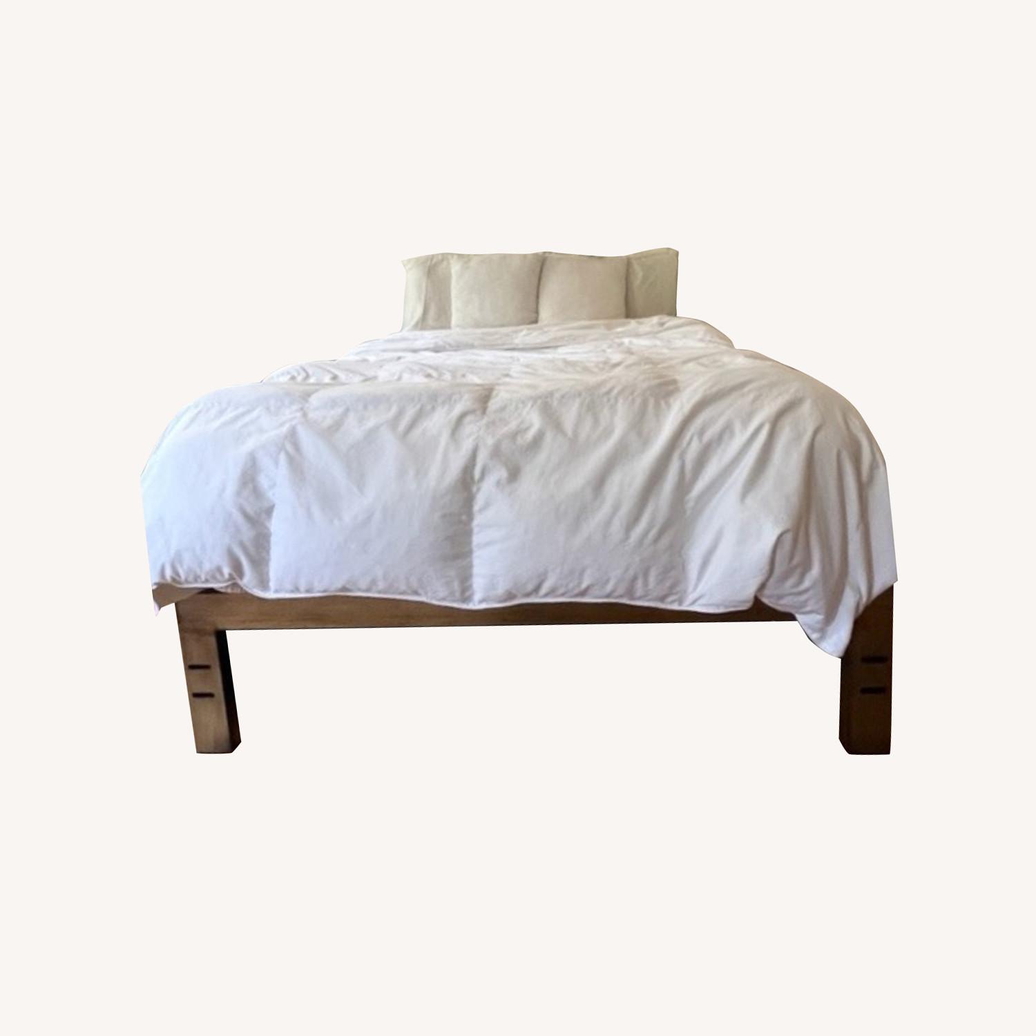 Keetsa Bedframe - image-0