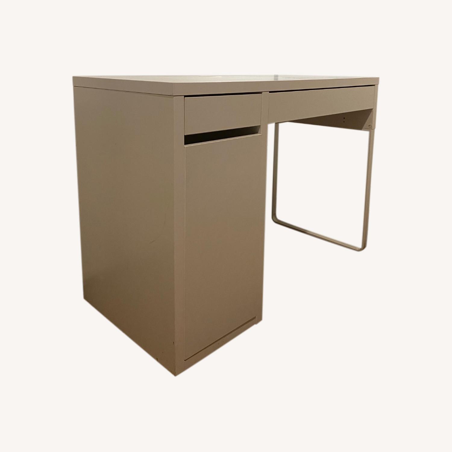 IKEA MICKE Desk - image-0