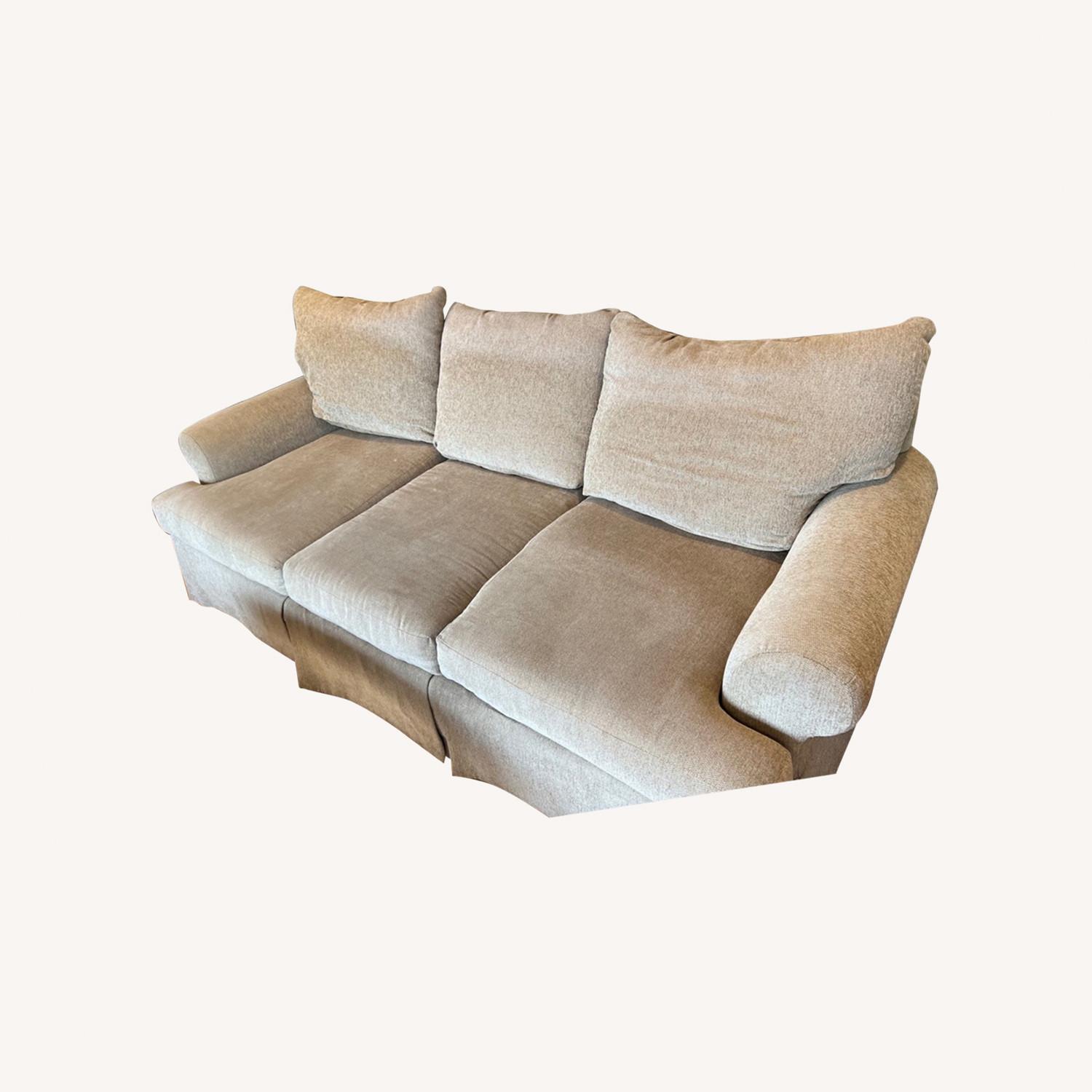 Craftmaster Emeraldcraft Sofa Couch - image-0