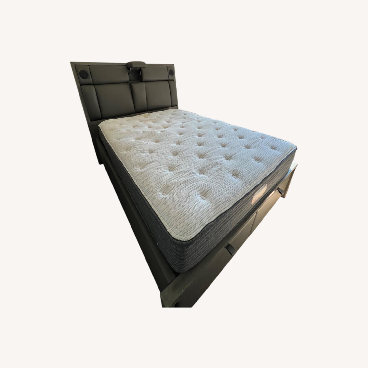 Raymour & Flanigan Orion King Bed AptDeco