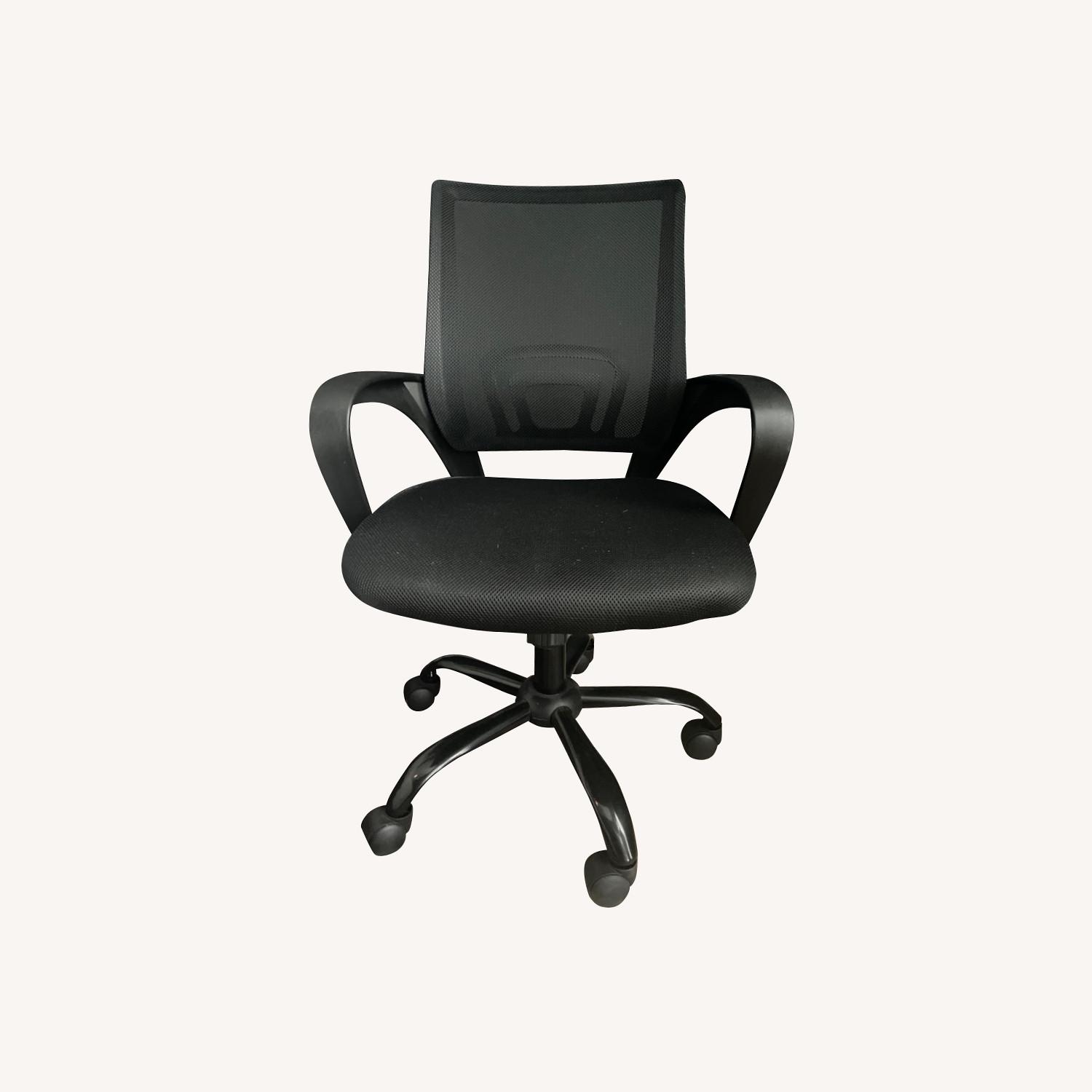BestOffice Executive Desk Chair AptDeco