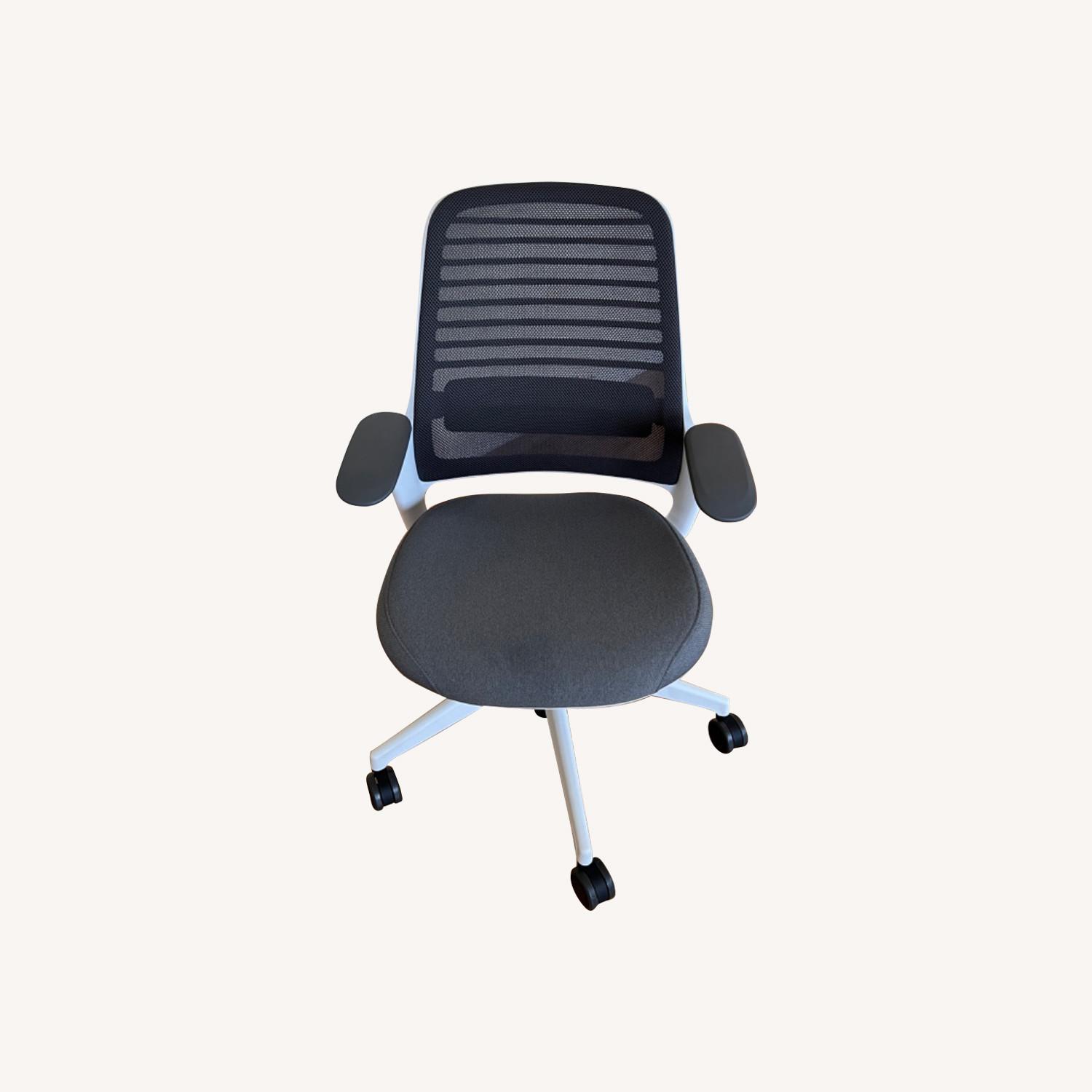 Steelcase Series 1 Office Chair AptDeco