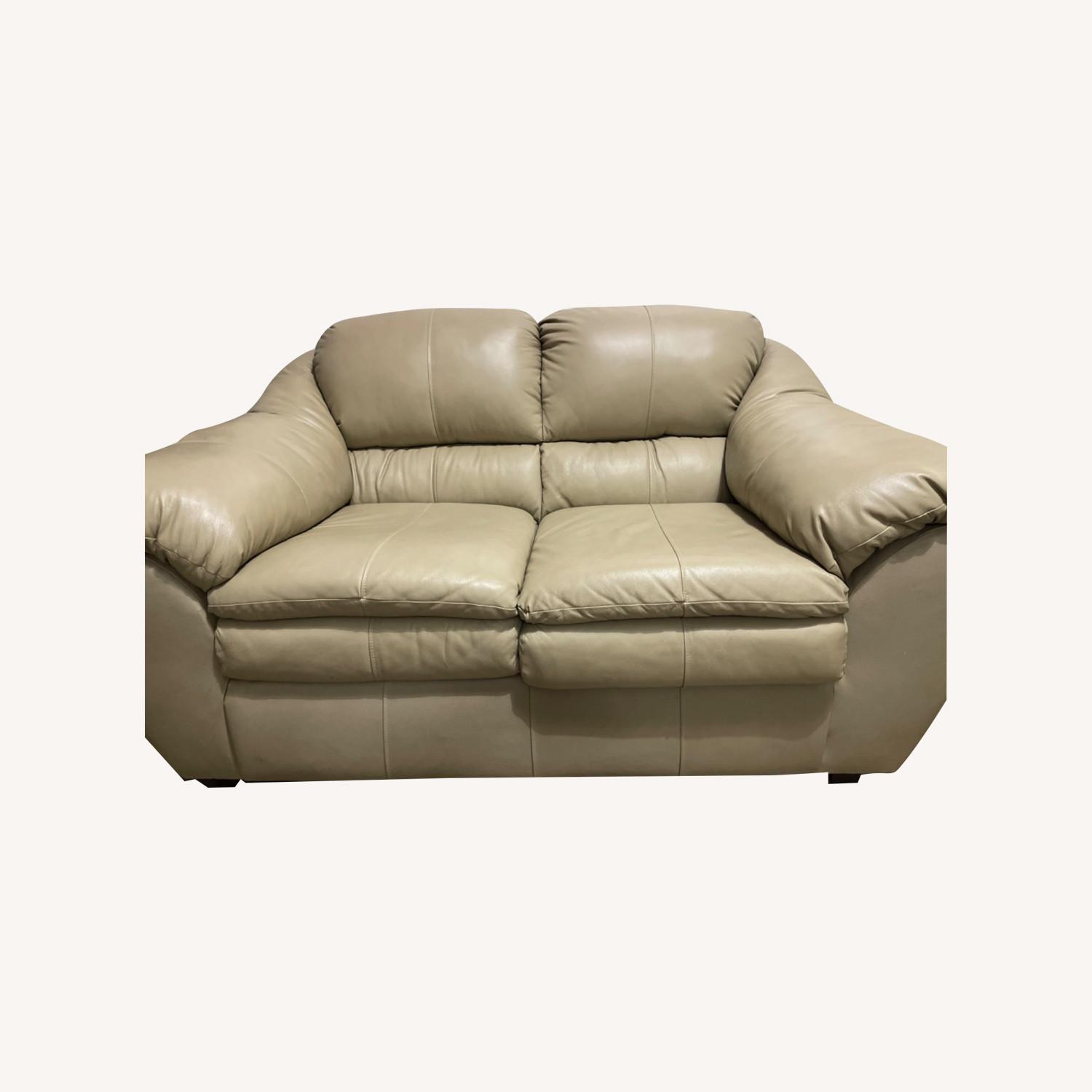 Loveseat - image-0