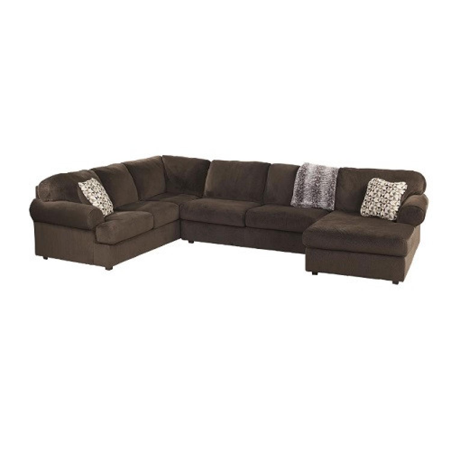 Ashley 3 Piece Sectional with Chaise - image-4