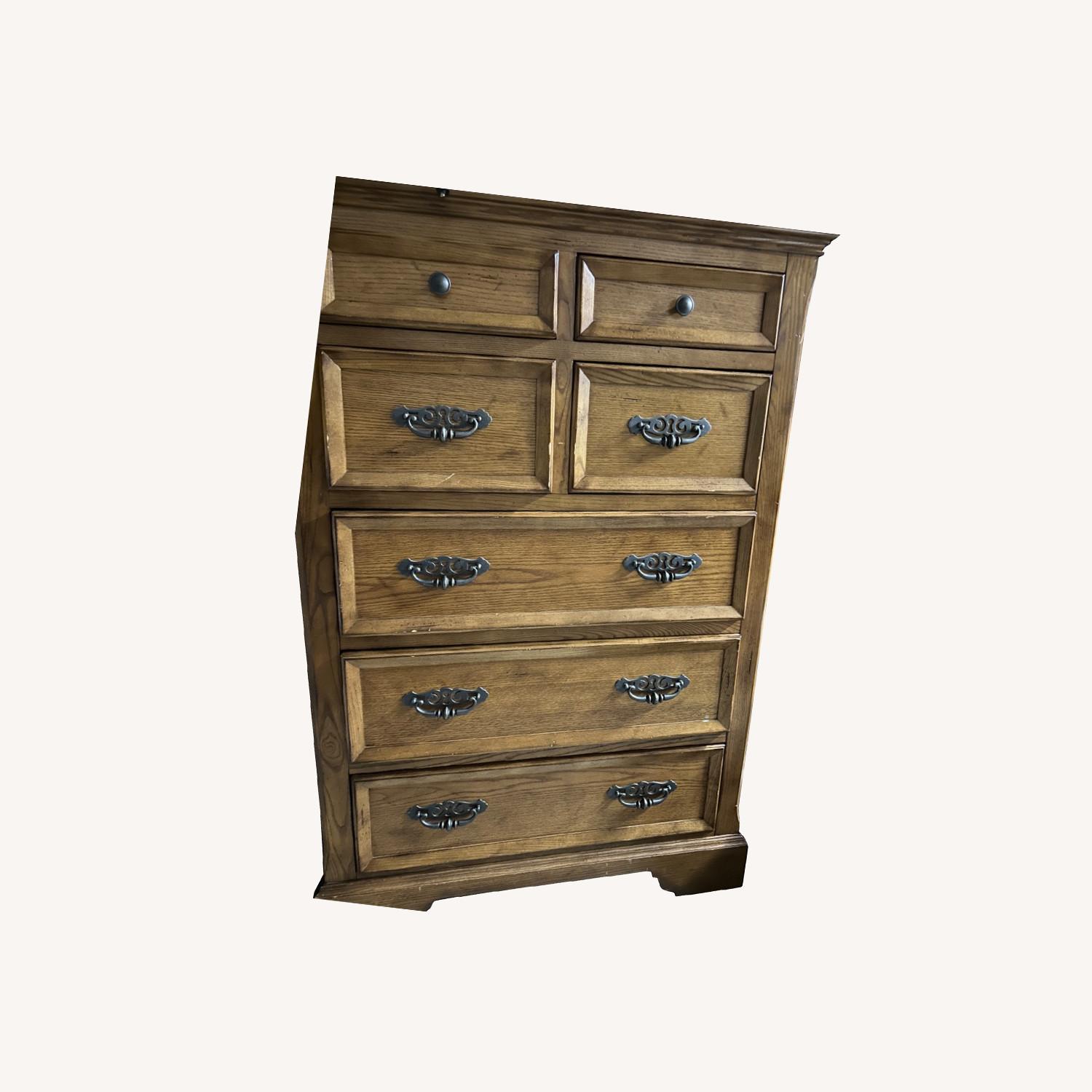 Broyhill Chest of Drawers - image-0
