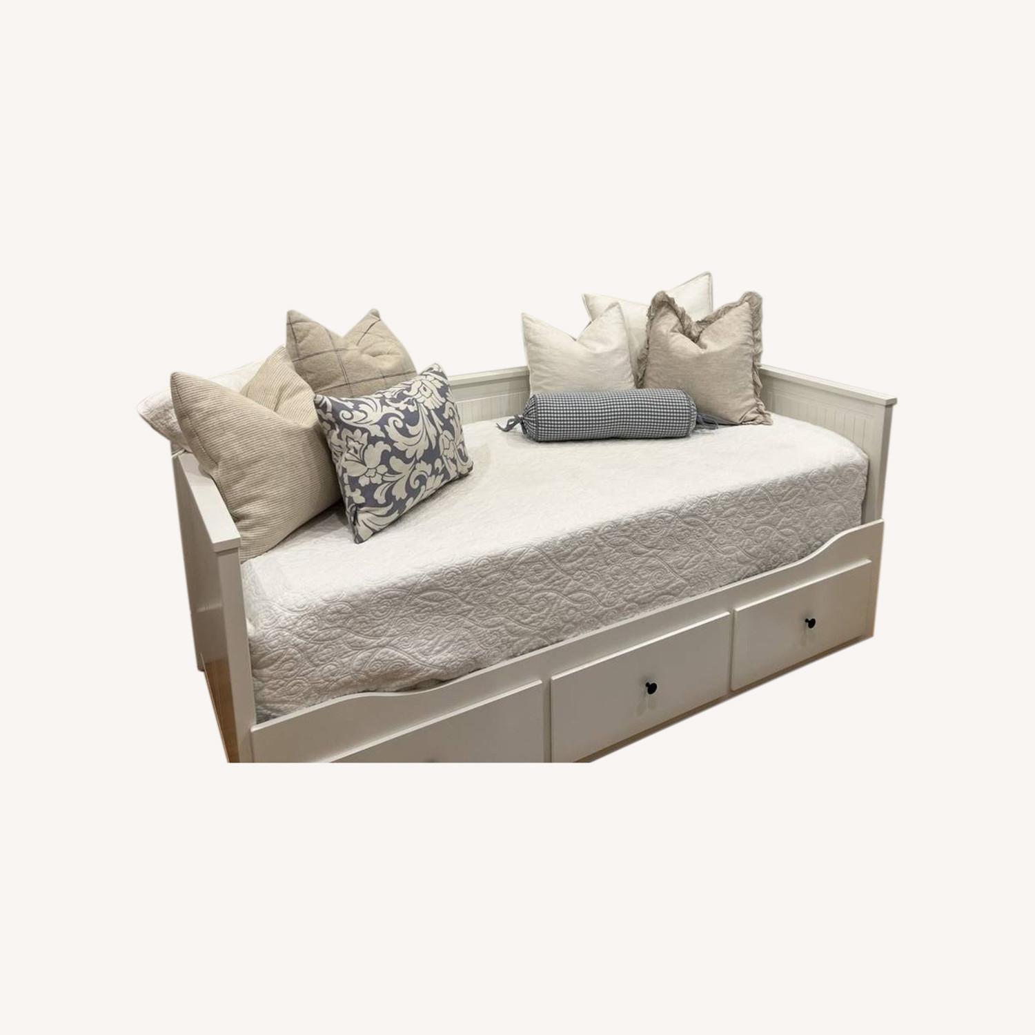 IKEA HEMNES Daybed Frame With 3 Drawers, White, Twin - image-0