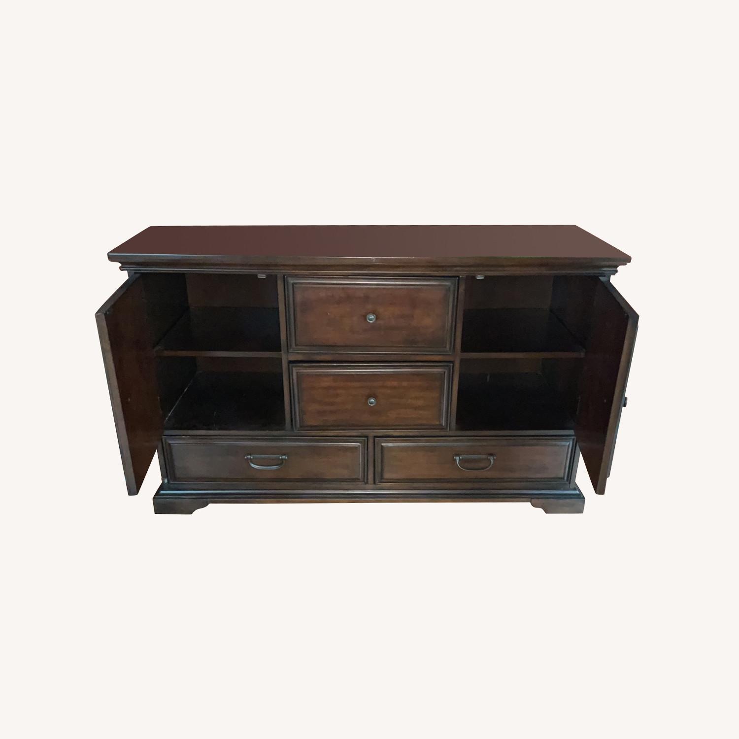 Raymour & Flanigan Buffet or TV AptDeco