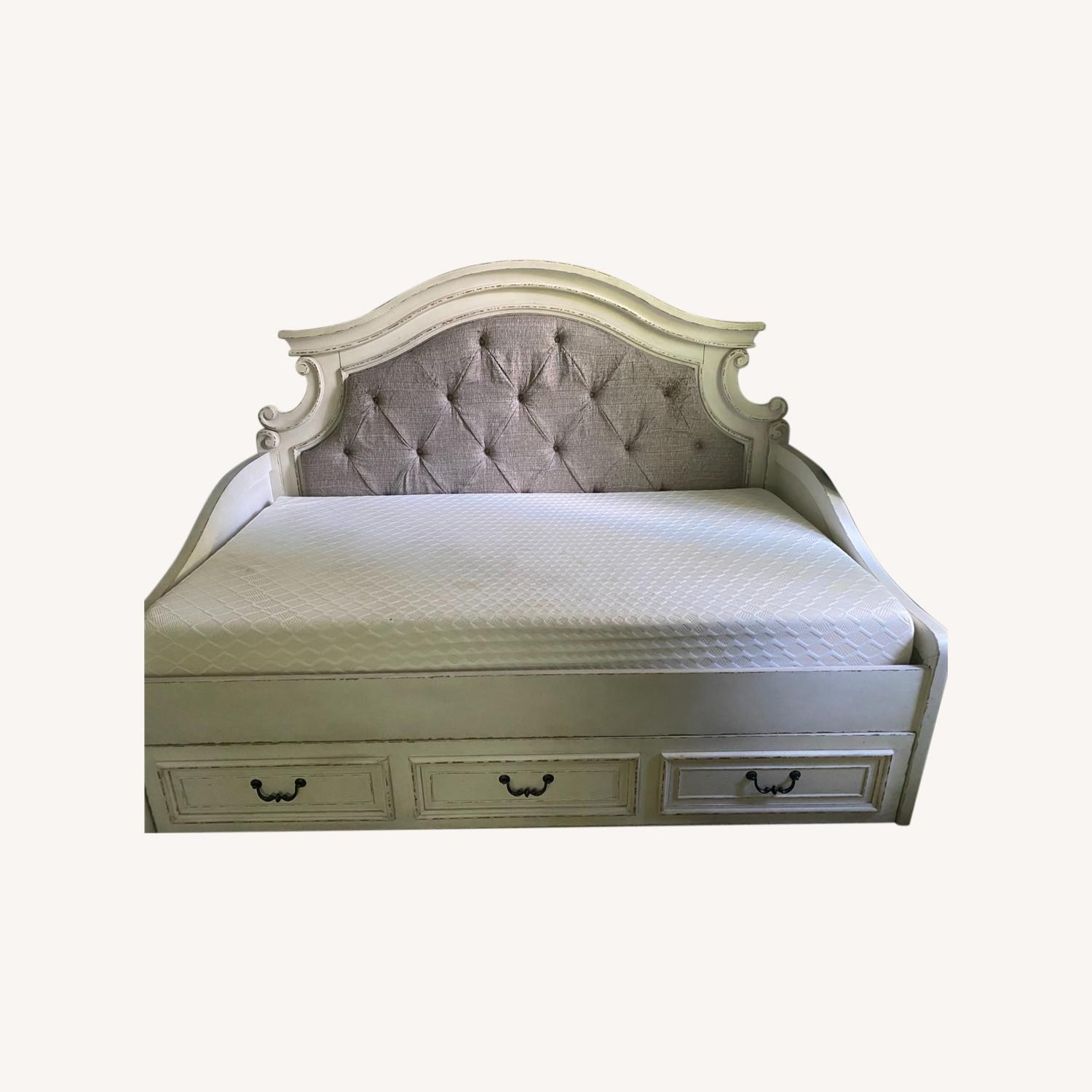 Ashley Twin Daybed with Large Storage Drawer AptDeco