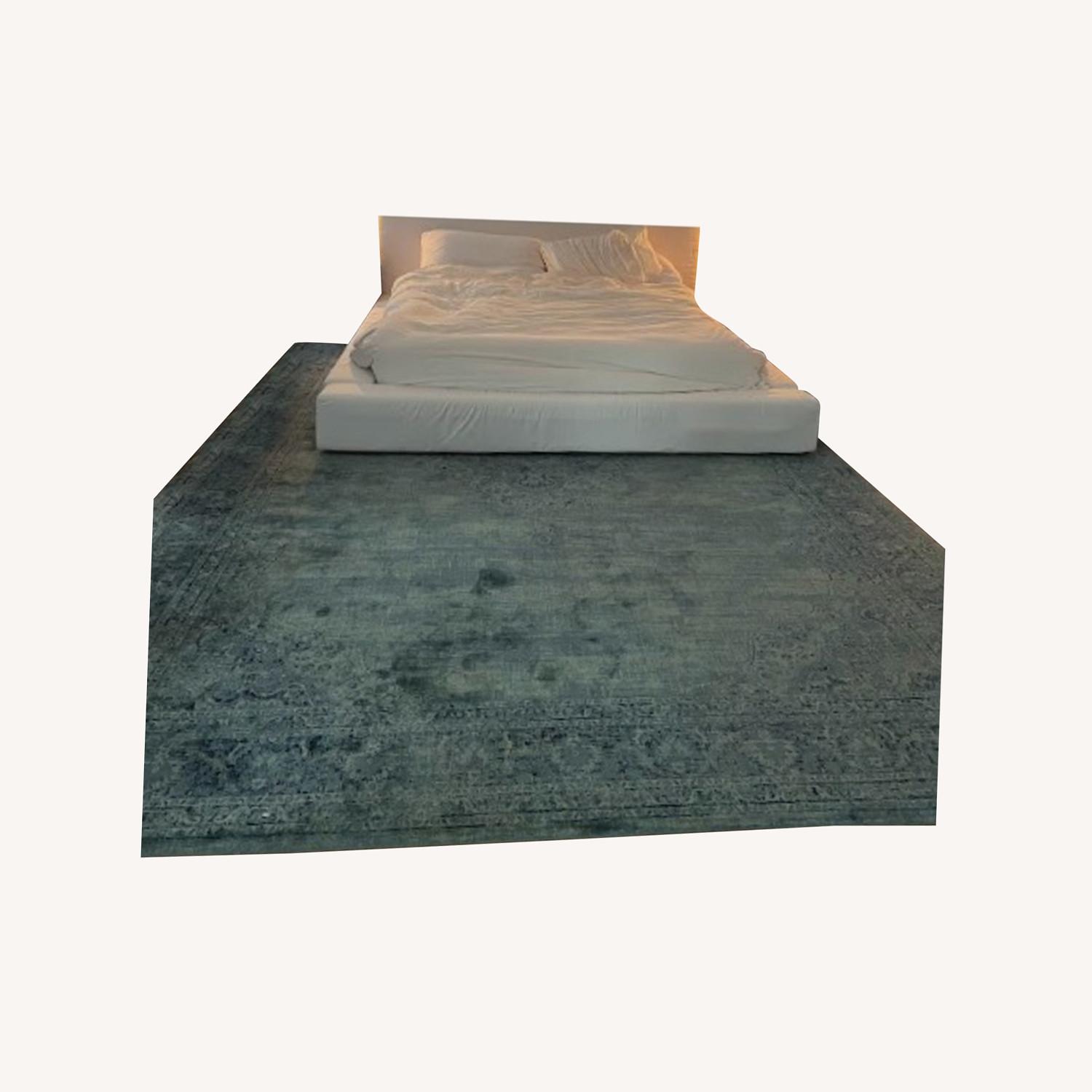 Vintage Manhattan Rug - AptDeco