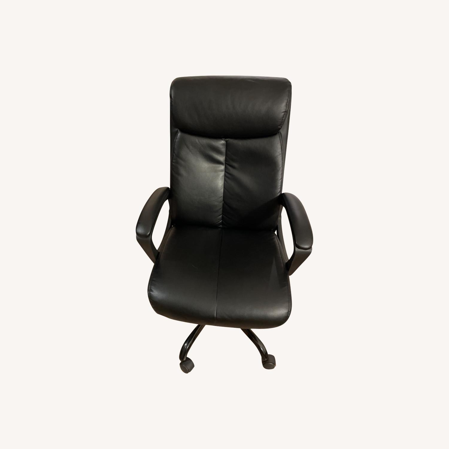 Manchester Office Chair AptDeco