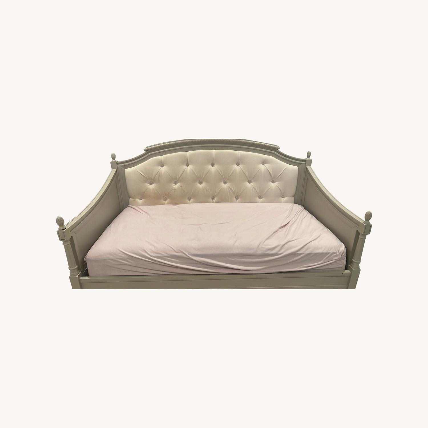 Pottery Barn Daybed with Trundle - image-0