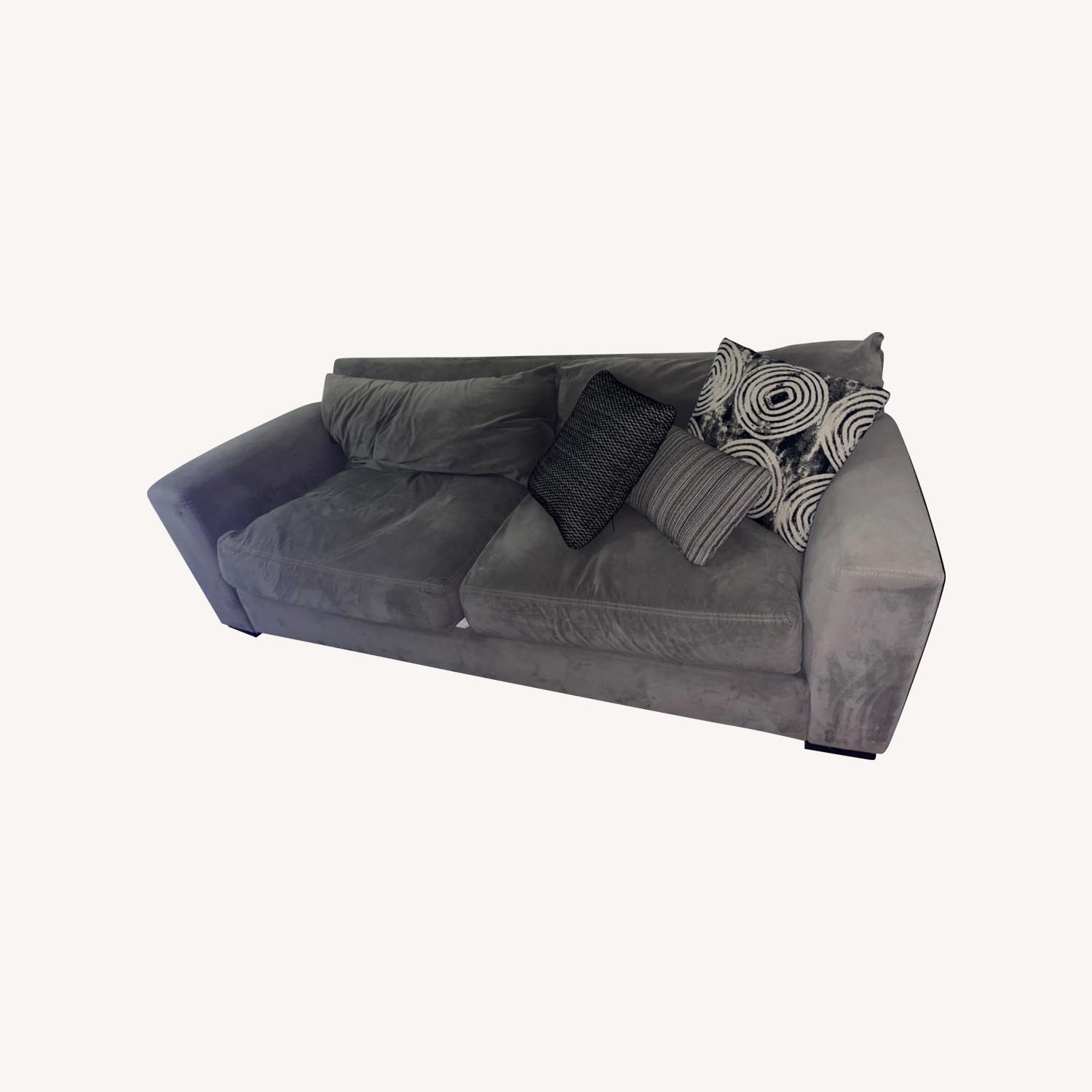 Grey Sofa/Couch AptDeco