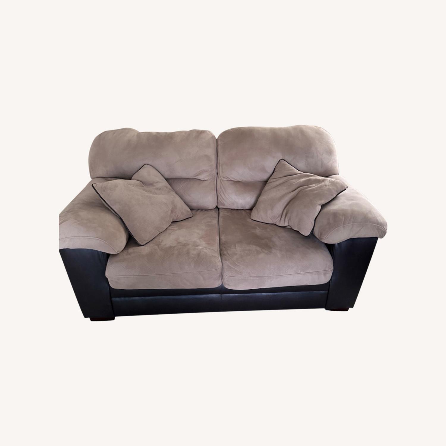 Rooms To Go Natural Brown Loveseat - image-0