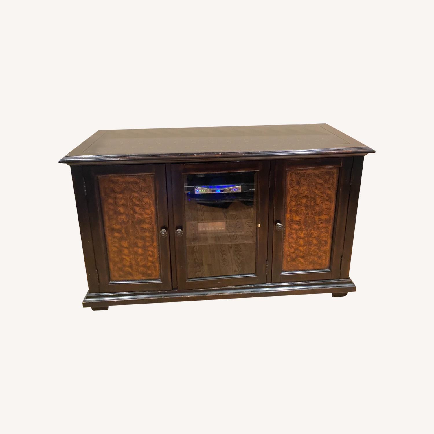 Vintage/Antique Media Unit - image-0