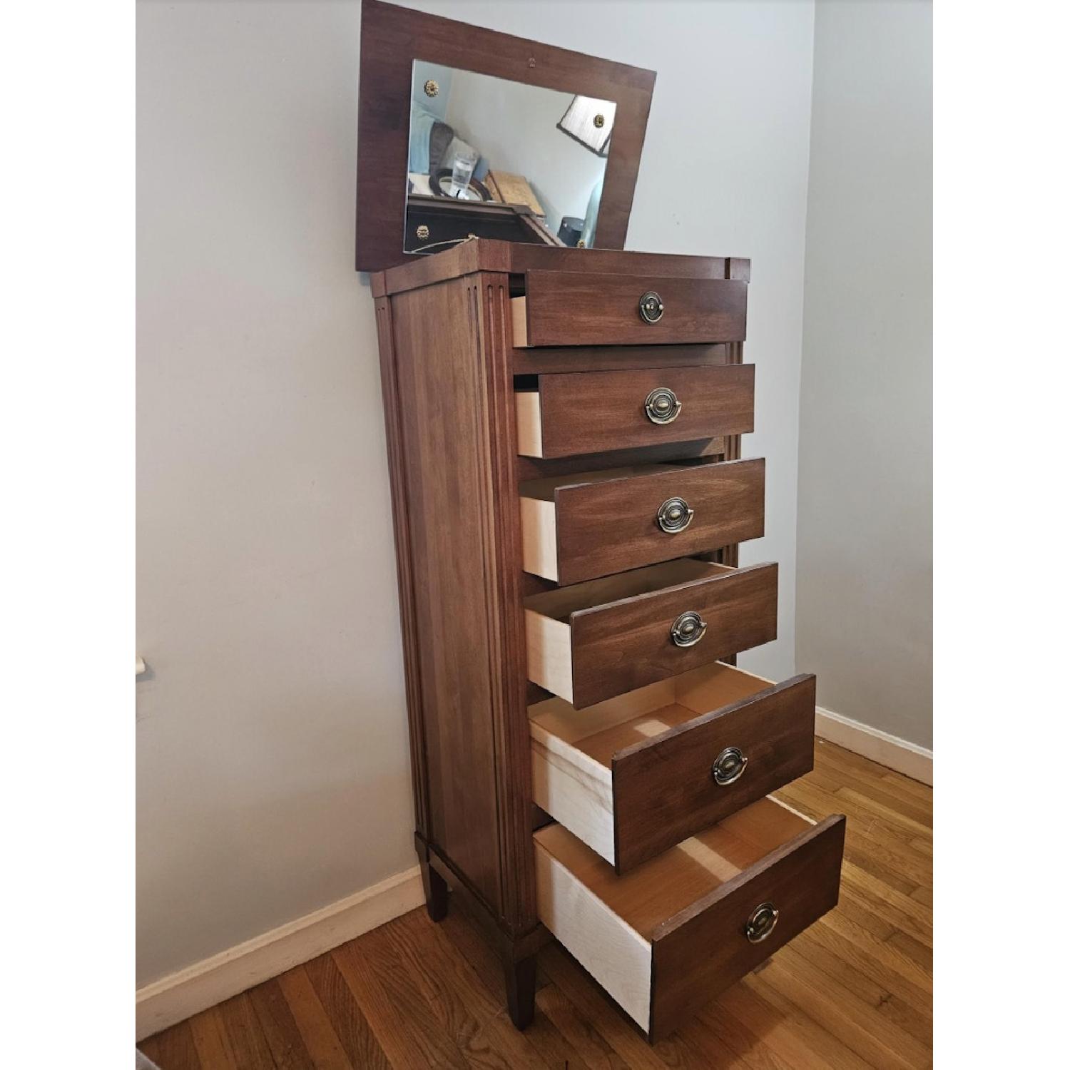 Kincaid Lingerie/Jewlery Chest - image-3