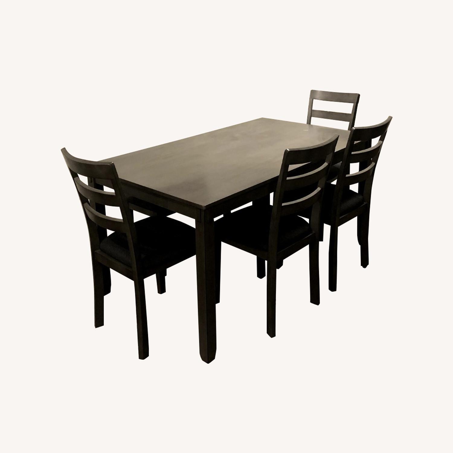 Ashley 6-Piece Rectangular Dining Set in Gray - image-0