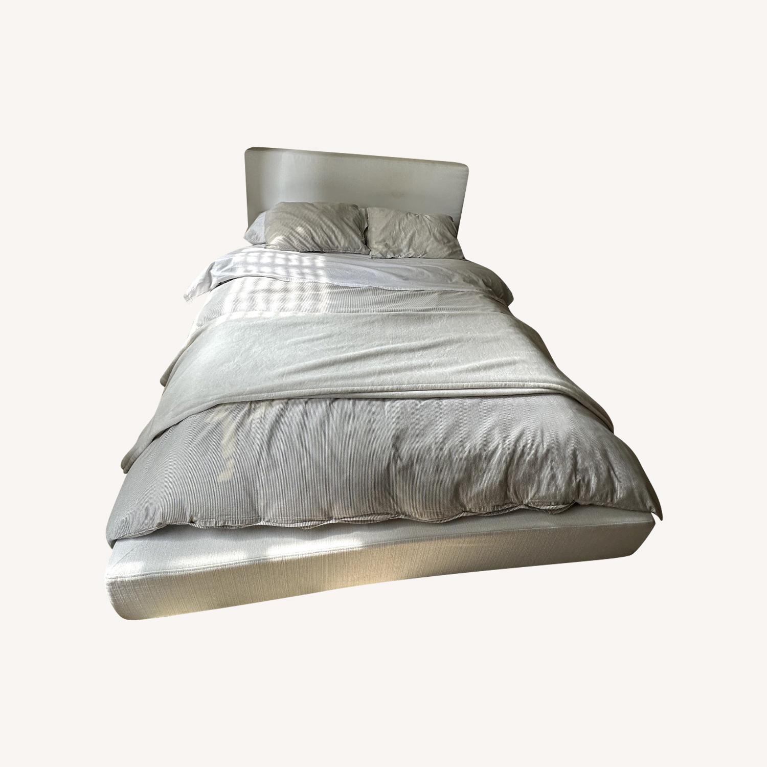 Softframe Design's Ultra Set Full Size Bed, White - image-0