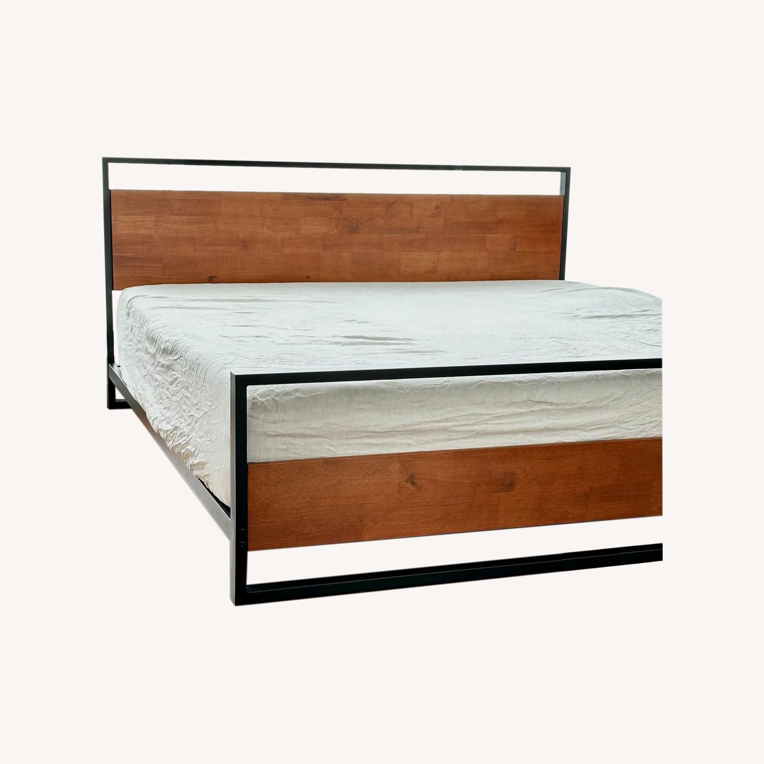 Zinus Ironline Low Profile Platform King Bed Frame - image-0