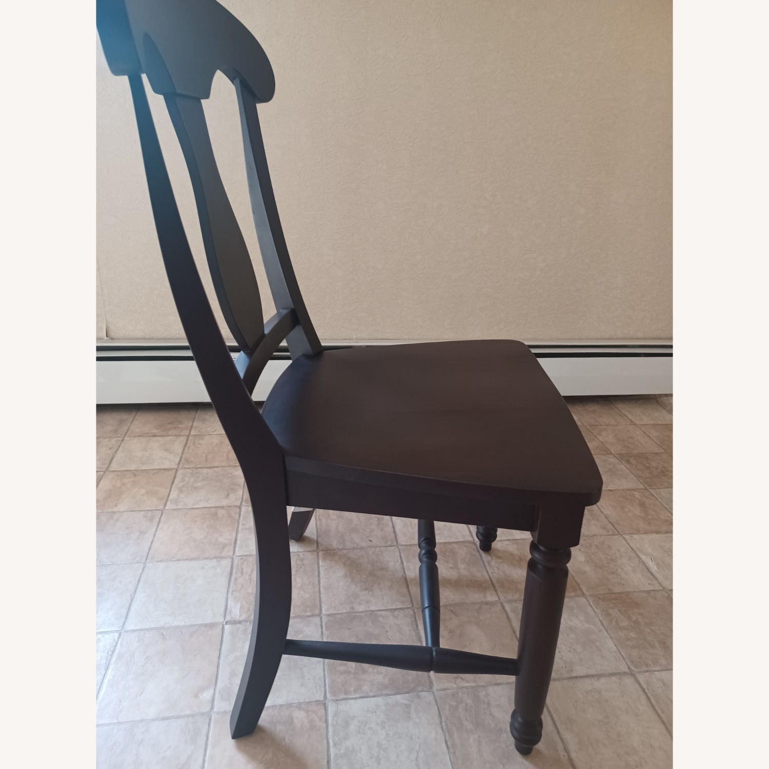 Beautiful Canadel Table and 4 Chairs - image-4