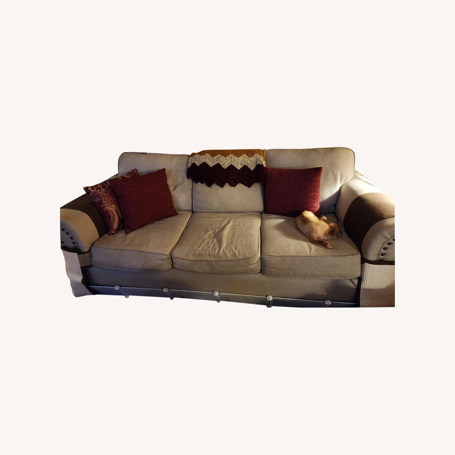 Raymour & Flanigan Corliss Queen Sleeper Sofa AptDeco