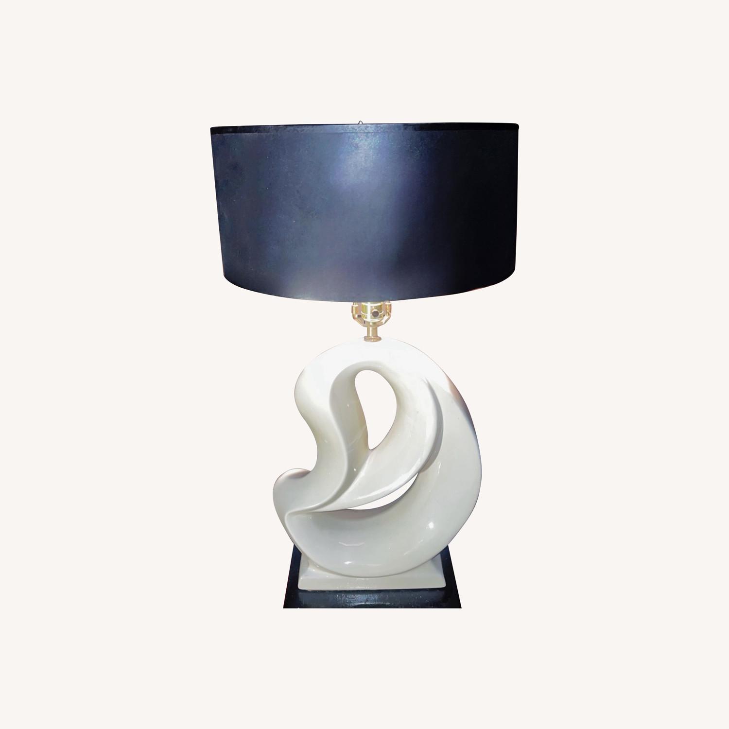 Vintage Abstract Structural Table Lamp in White - image-0