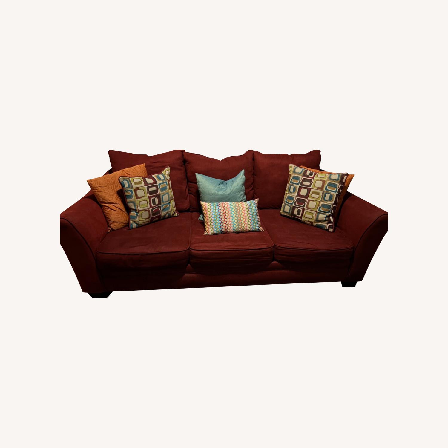 Bob's Discount Furniture Cozy Couch AptDeco