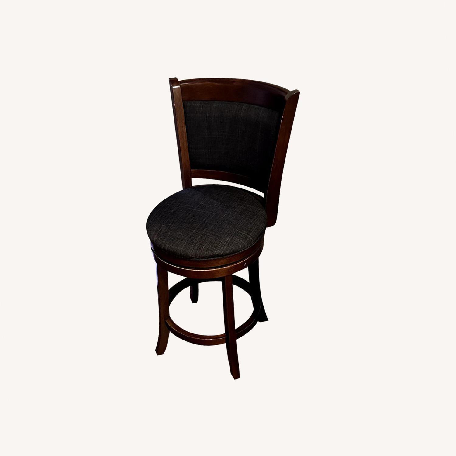 Swivel Countertop Stools - image-0