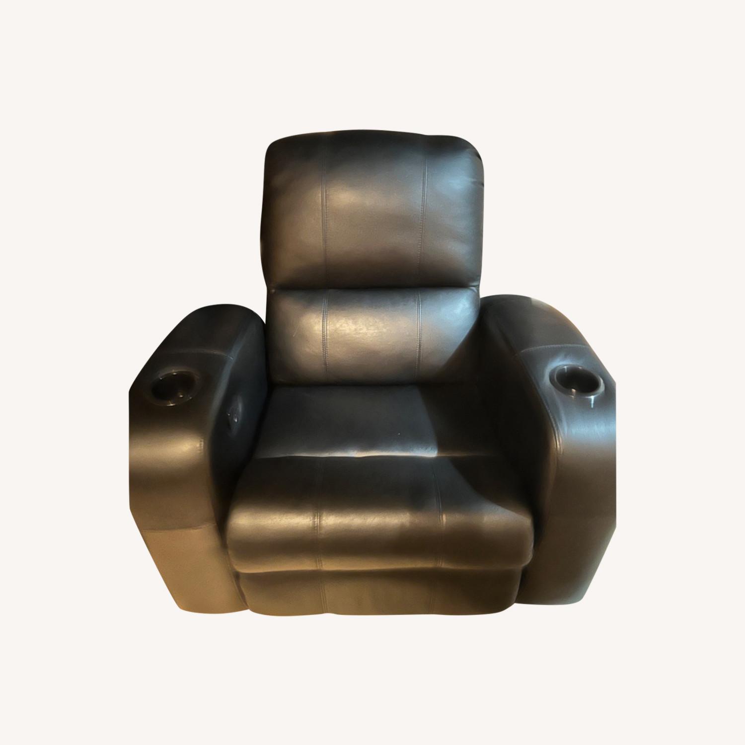 Theater Room Seating - image-0