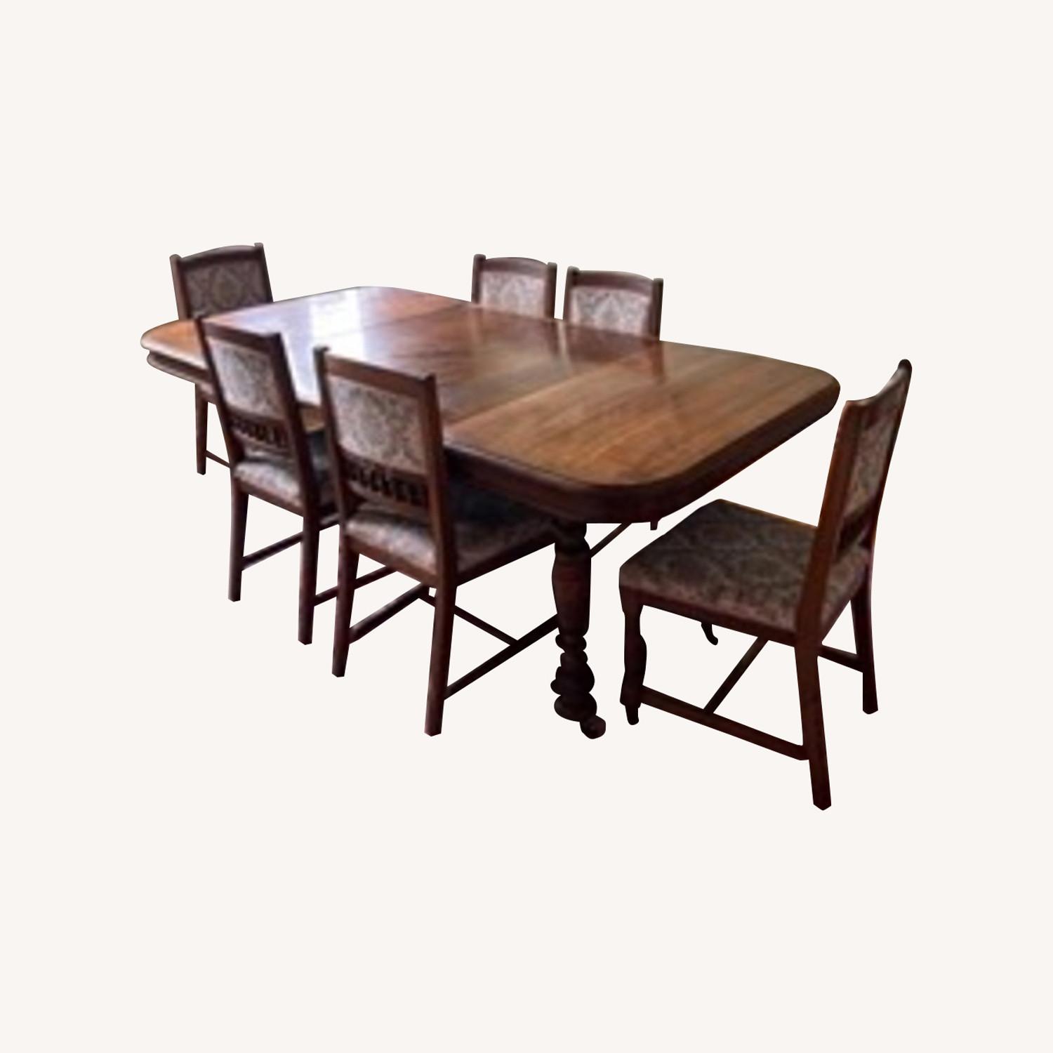 Antique Dining Room Table and 6 Chairs - image-0