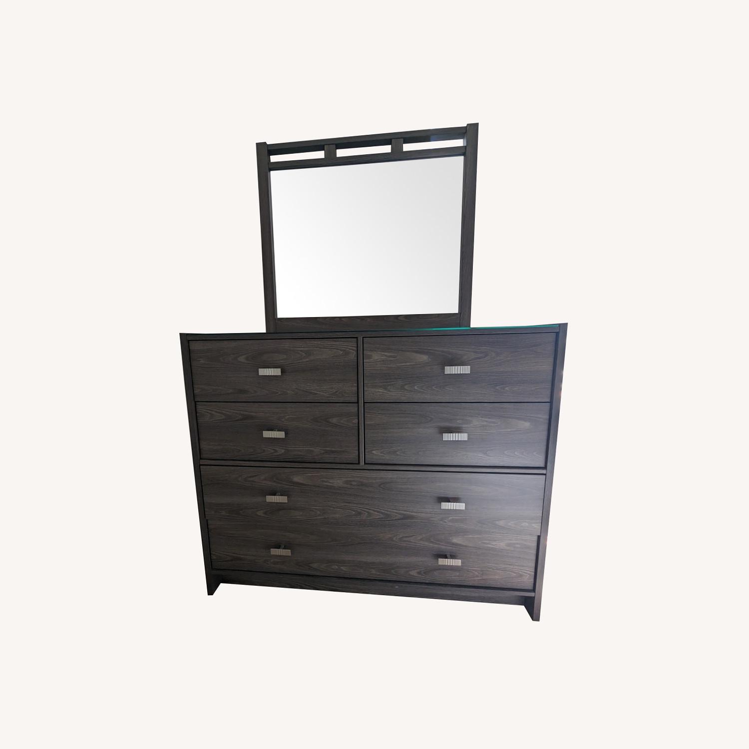 Bob's Discount Dresser and Mirror AptDeco